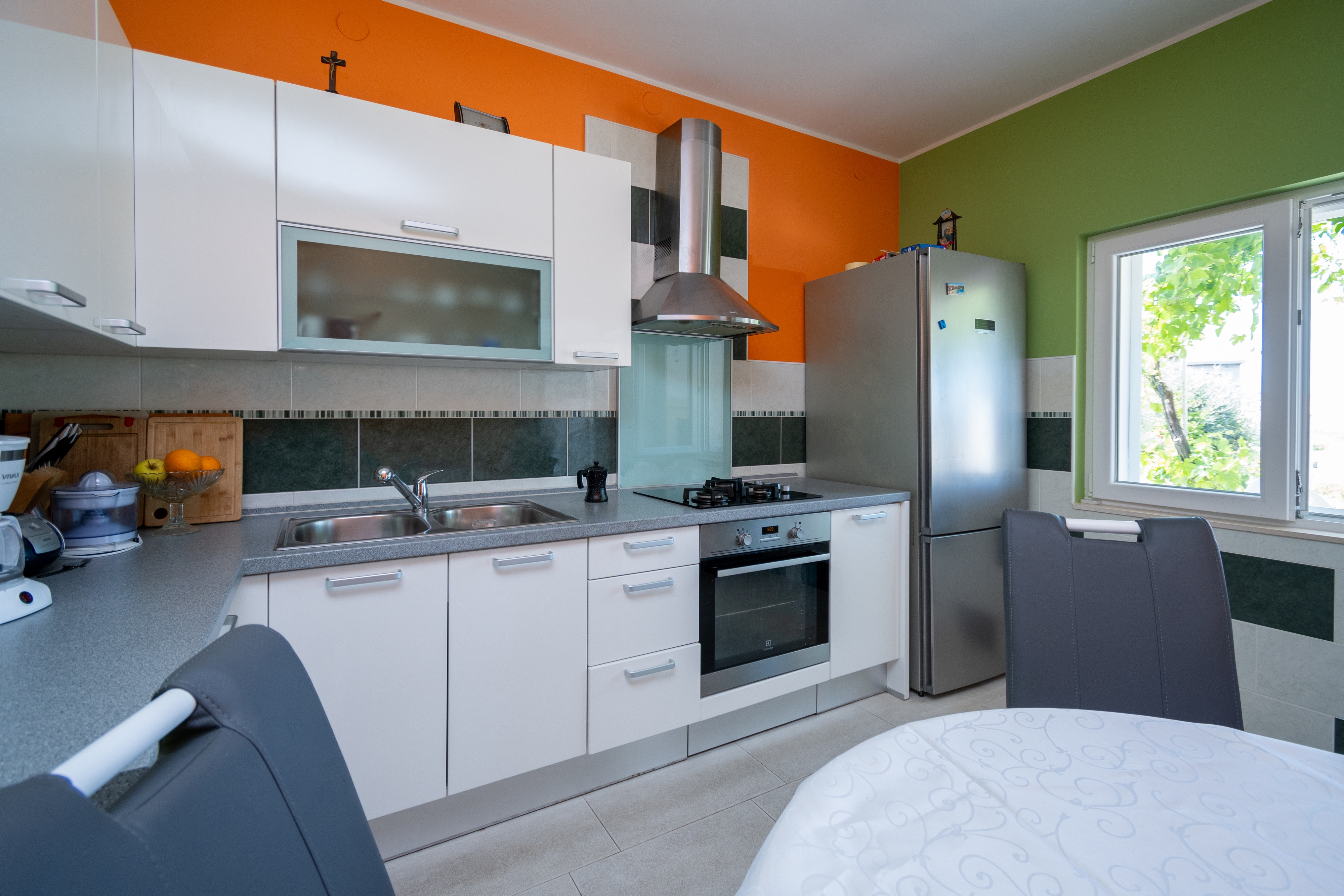 Three bedroom house with terrace and sea view Zubovići, Pag  K