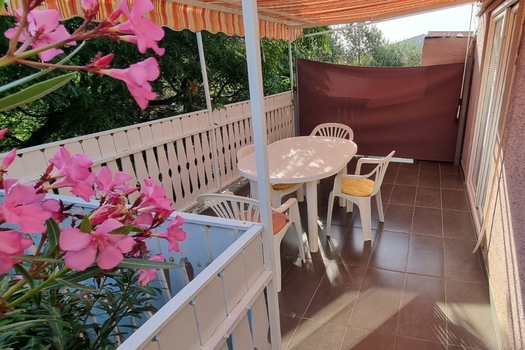 Two bedroom apartment with terrace Novalja, Pag (A-22860-a)