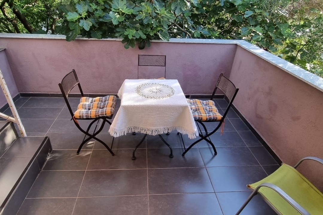 Studio flat with terrace Novalja, Pag (AS-22860-c)