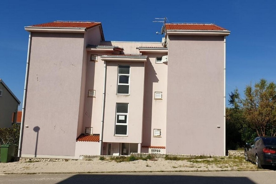 Studio flat with terrace Novalja, Pag  AS-d