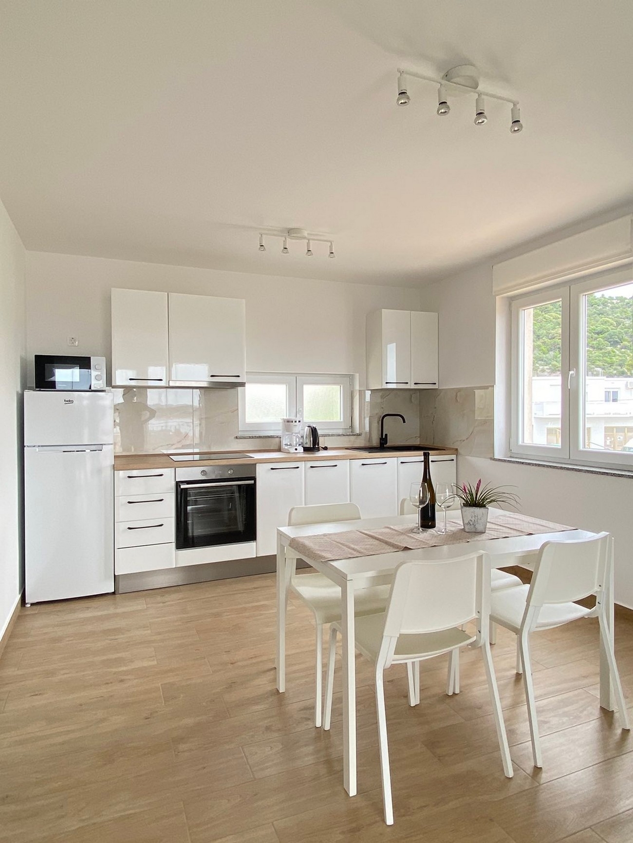 Top Rab Barbat Top Rab Barbat