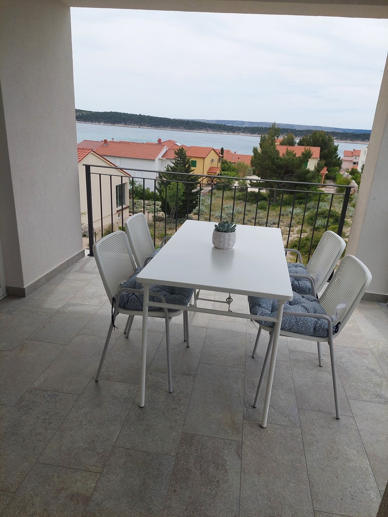 Top Rab Barbat Top Rab Barbat