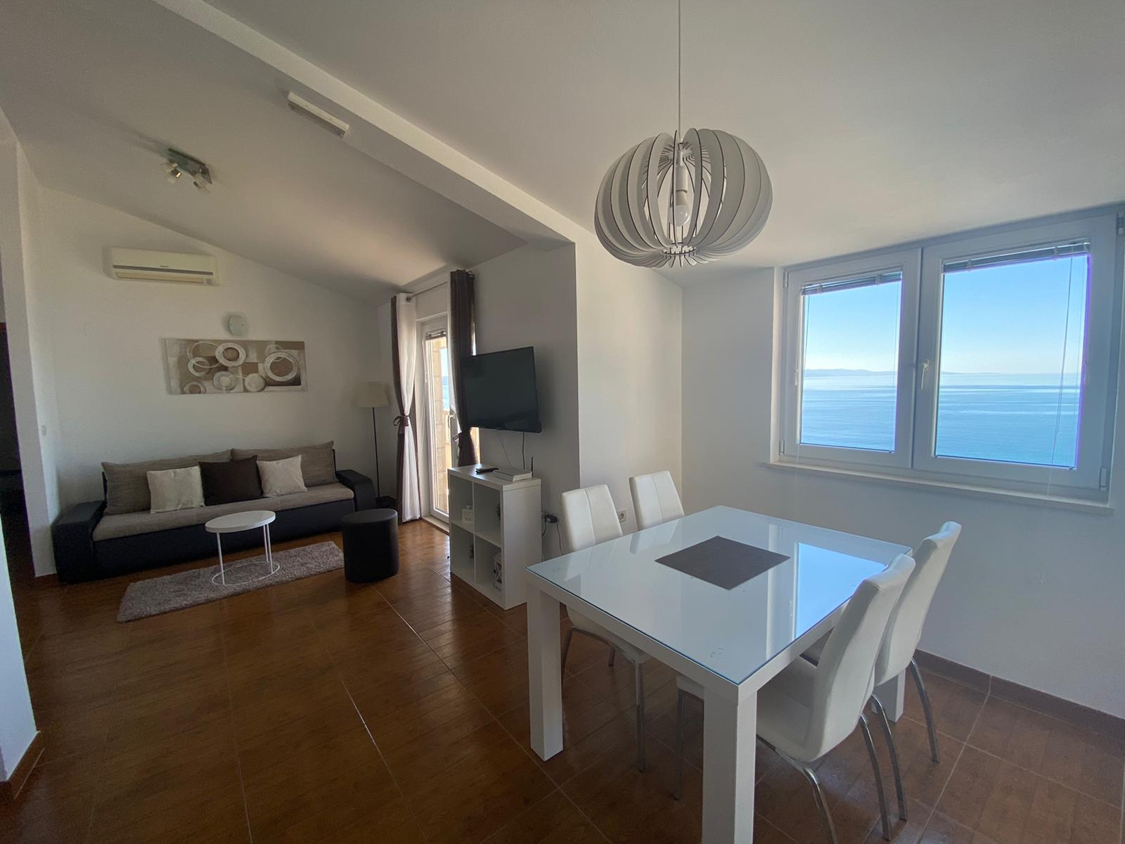 One bedroom apartment near beach Drašnice, Makarska (A-22864-a) One bedroom apartment near beach Drašnice, Makarska (A-22864-a)