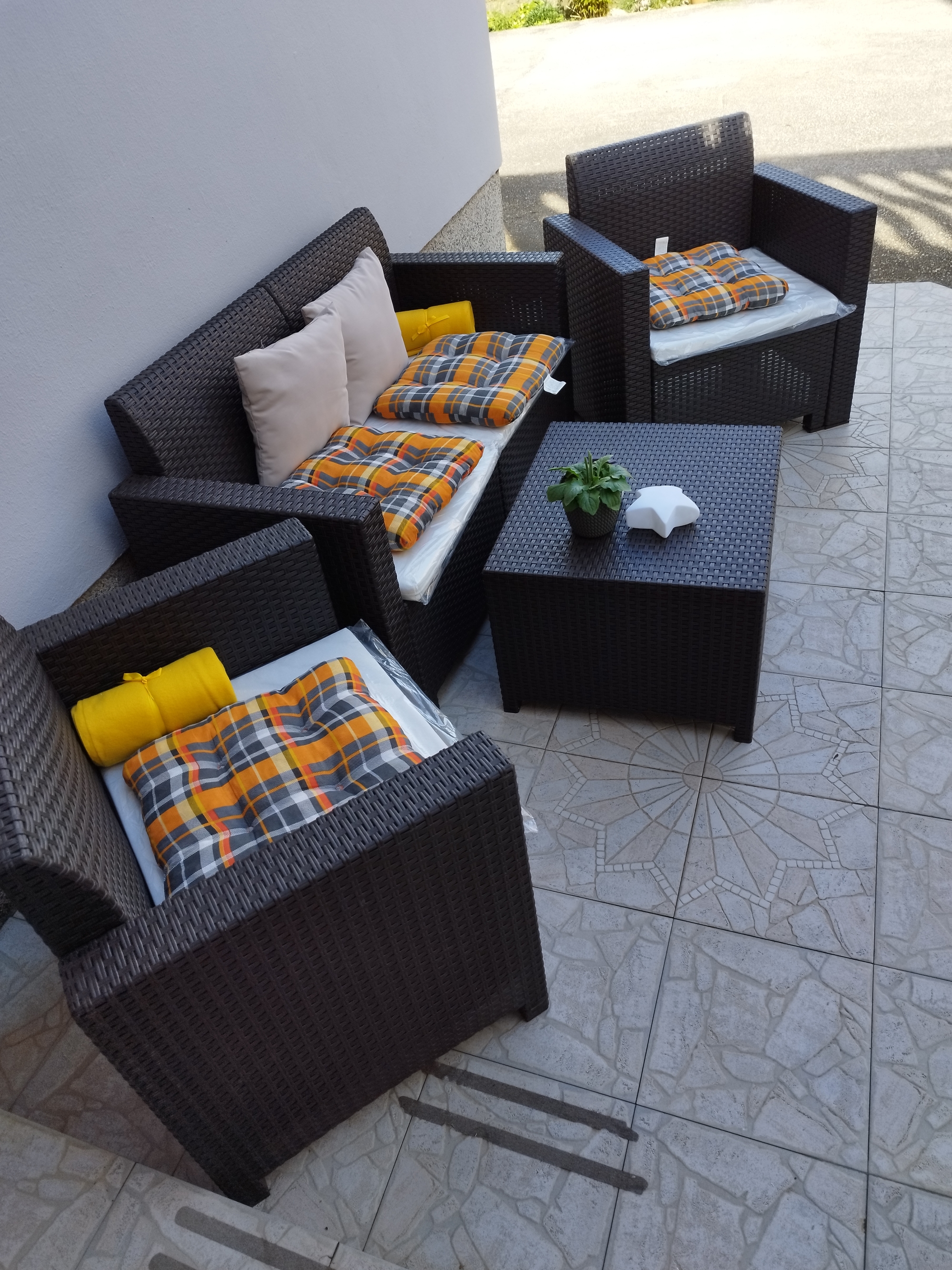 One bedroom apartment with terrace and sea view Supetarska Draga - Donja, Rab  A-a