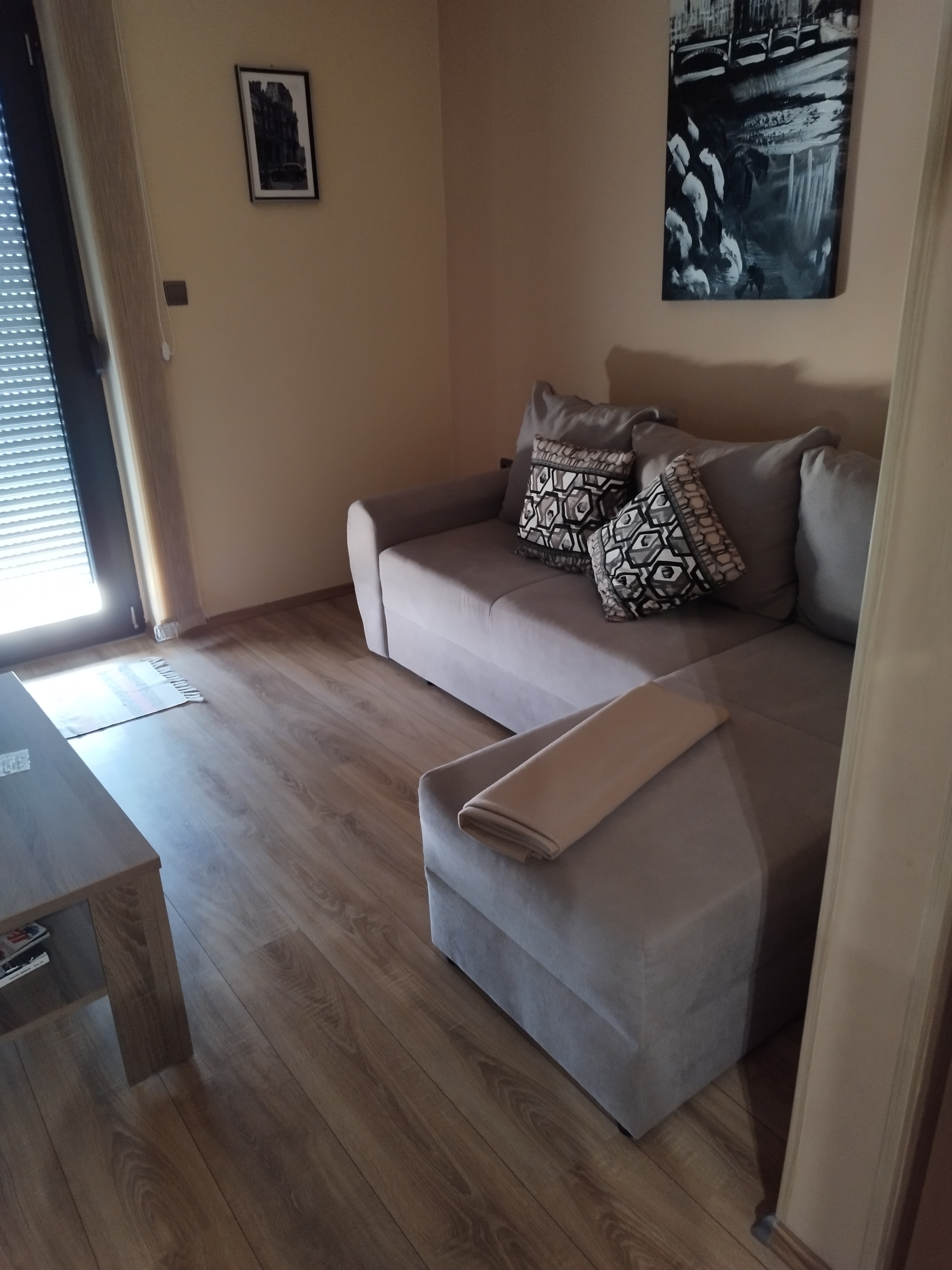 One bedroom apartment with terrace and sea view Supetarska Draga - Donja (Rab) (A-22866-a)