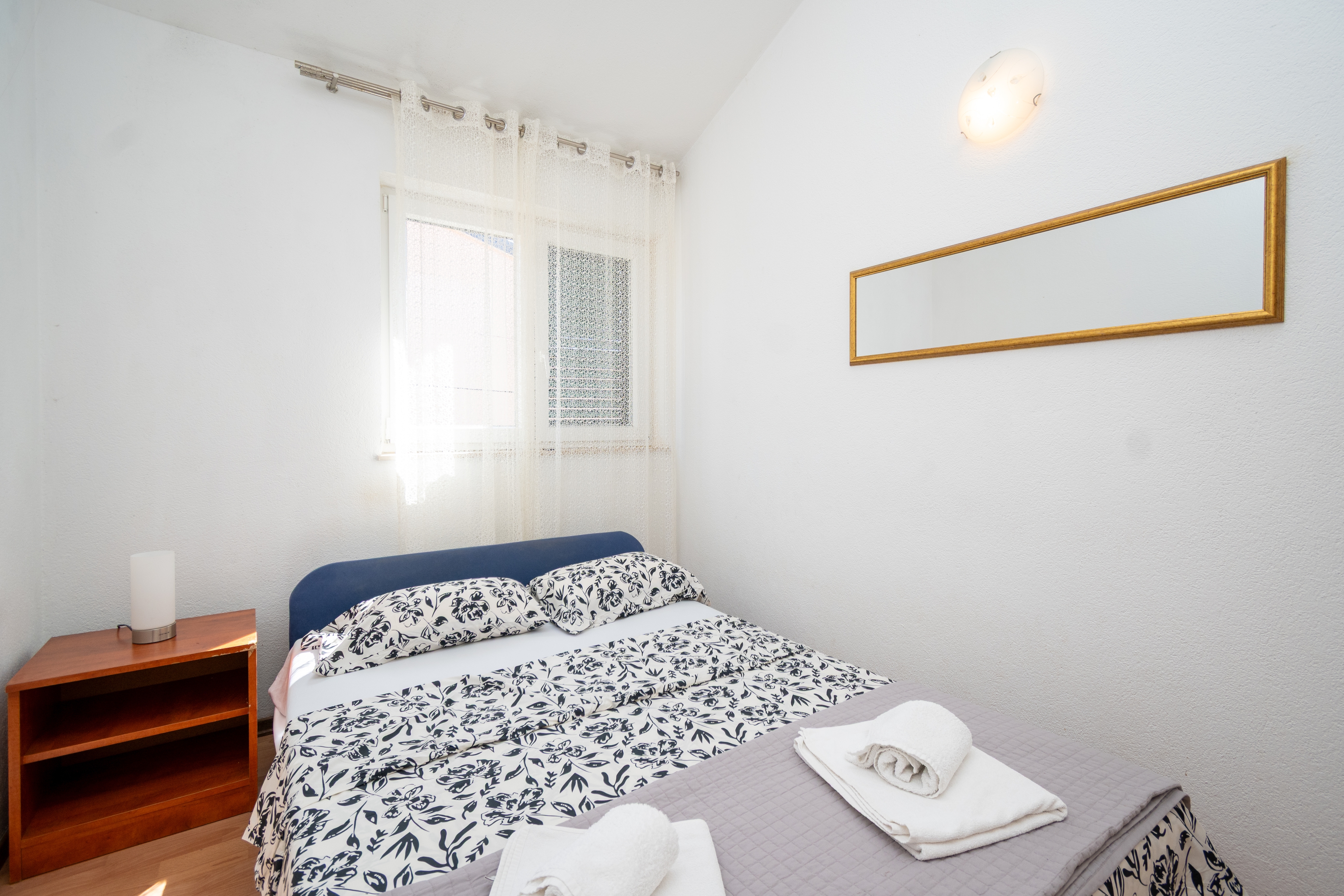 Two bedroom apartment with air-conditioning Zadar  A-a