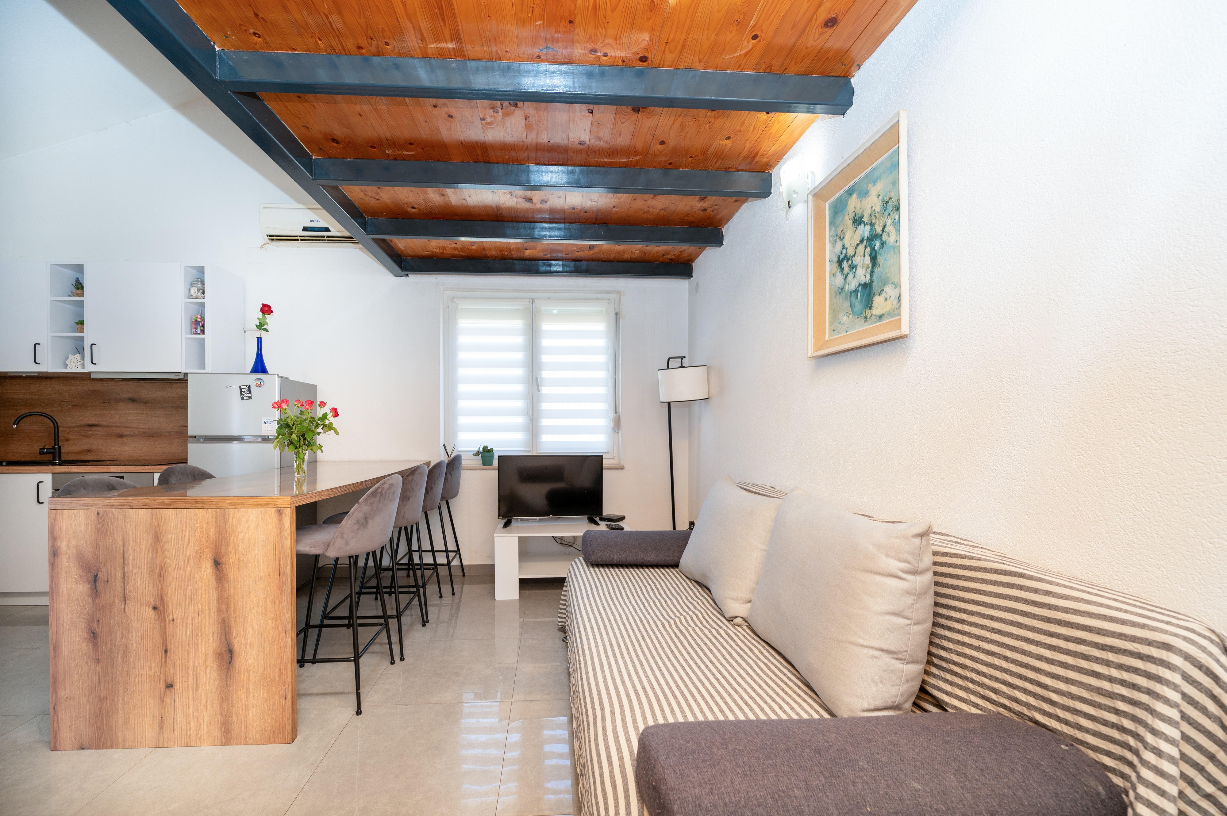 Two bedroom apartment with air-conditioning Zadar (A-22871-a)