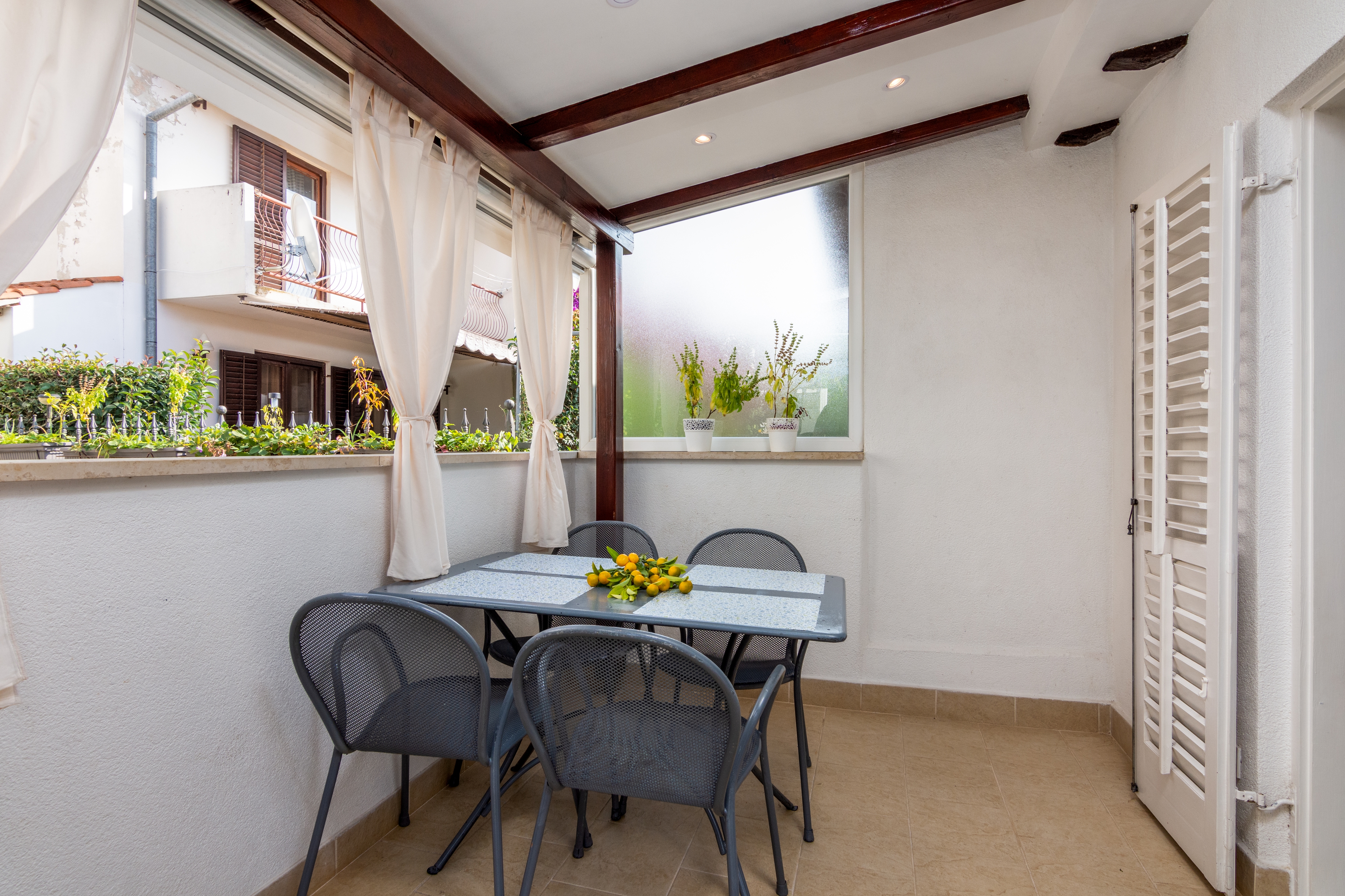 One bedroom apartment with terrace Rovinj  A-a