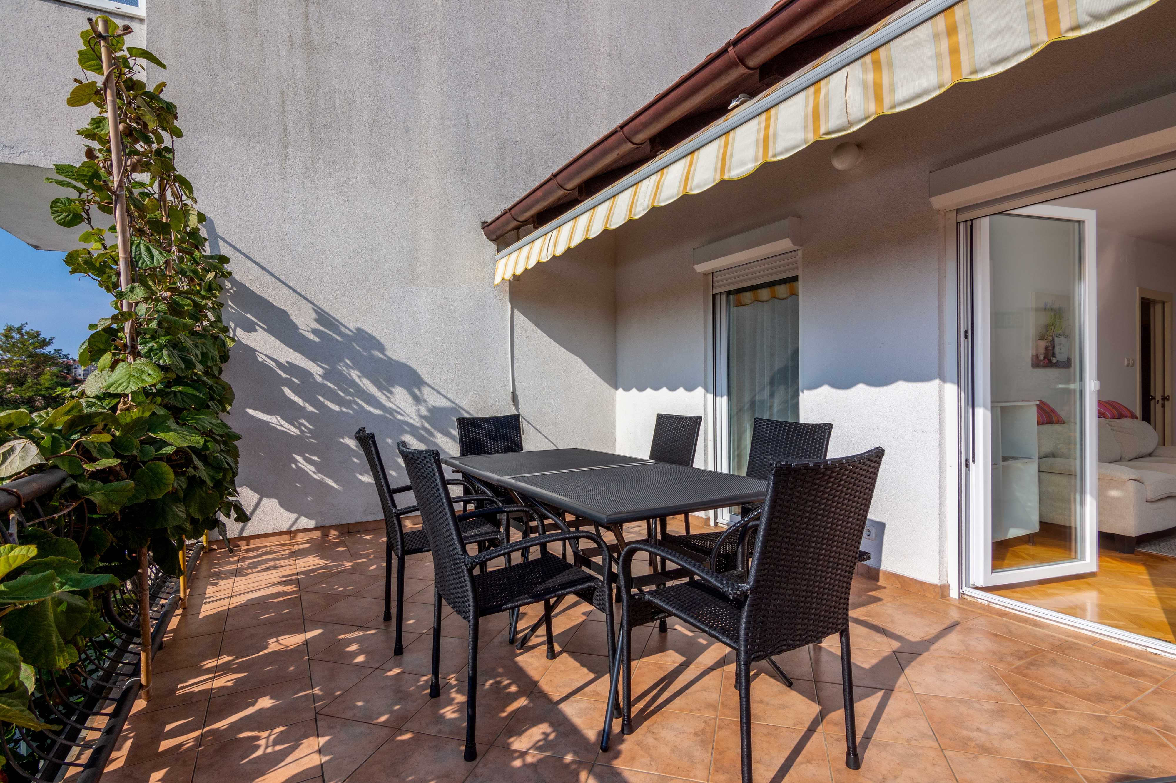 Three bedroom apartment with terrace Rovinj  A-b