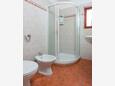 Rovinj, Bathroom in the studio-apartment, WiFi.