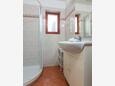 Rovinj, Koupelna v ubytování typu studio-apartment, WiFi.