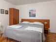 Ložnice Rovinj, Ložnice v ubytování typu studio-apartment, s klimatizací a WiFi.