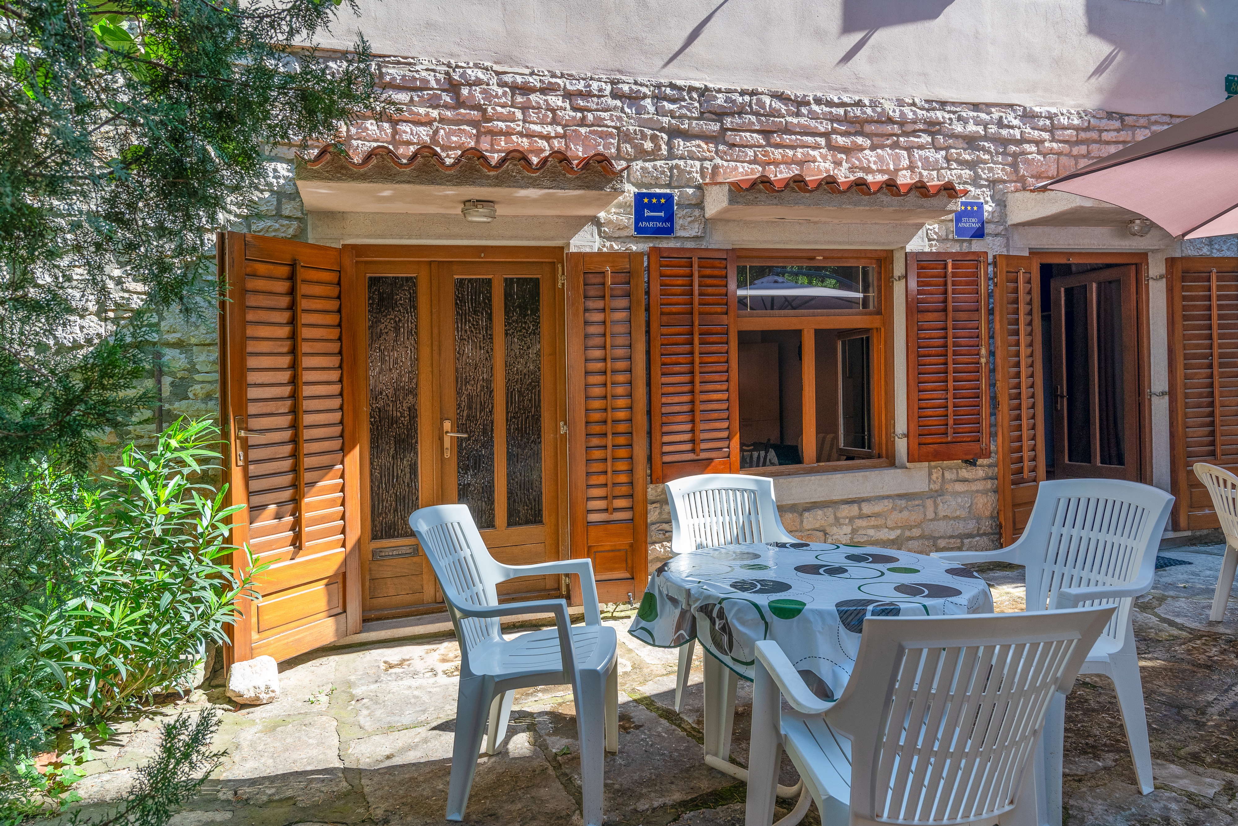 Two bedroom apartment with terrace Bale, Rovinj  A-a