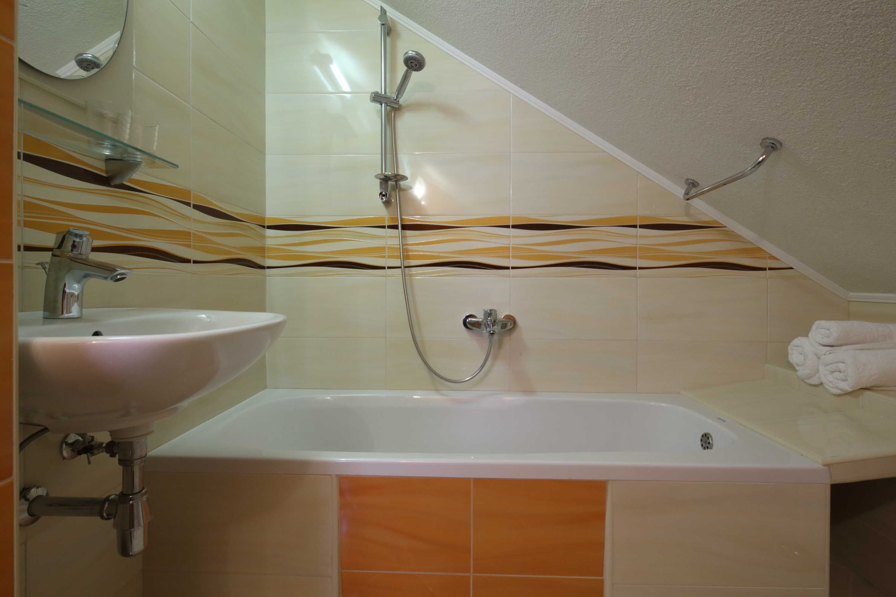 Four bedroom house with terrace and sea view Makarska  K