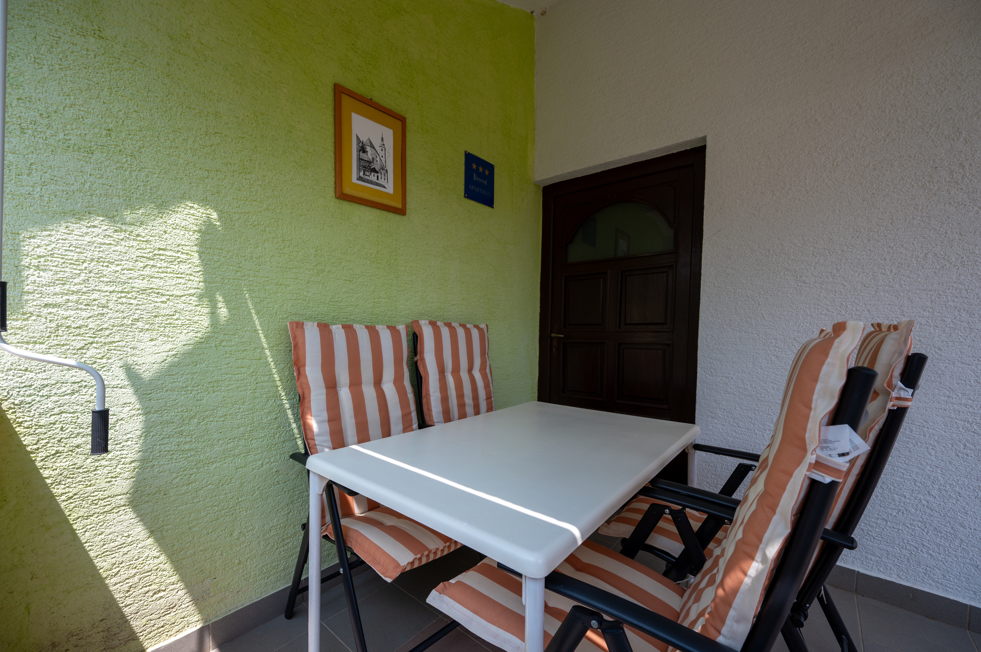 Two bedroom apartment with terrace Mandre, Pag  A-a