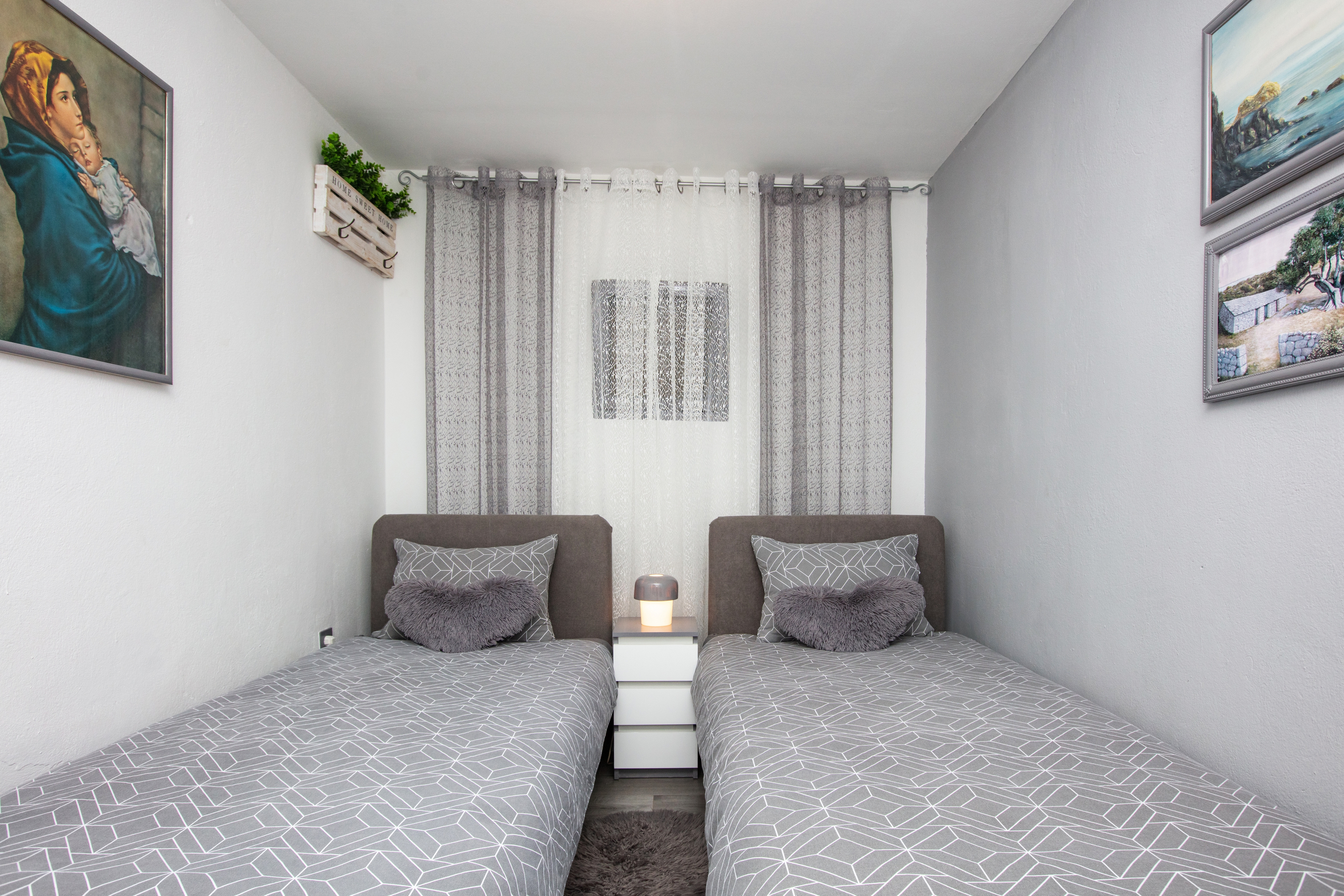 Three bedroom apartment with terrace Šibenik  A-a