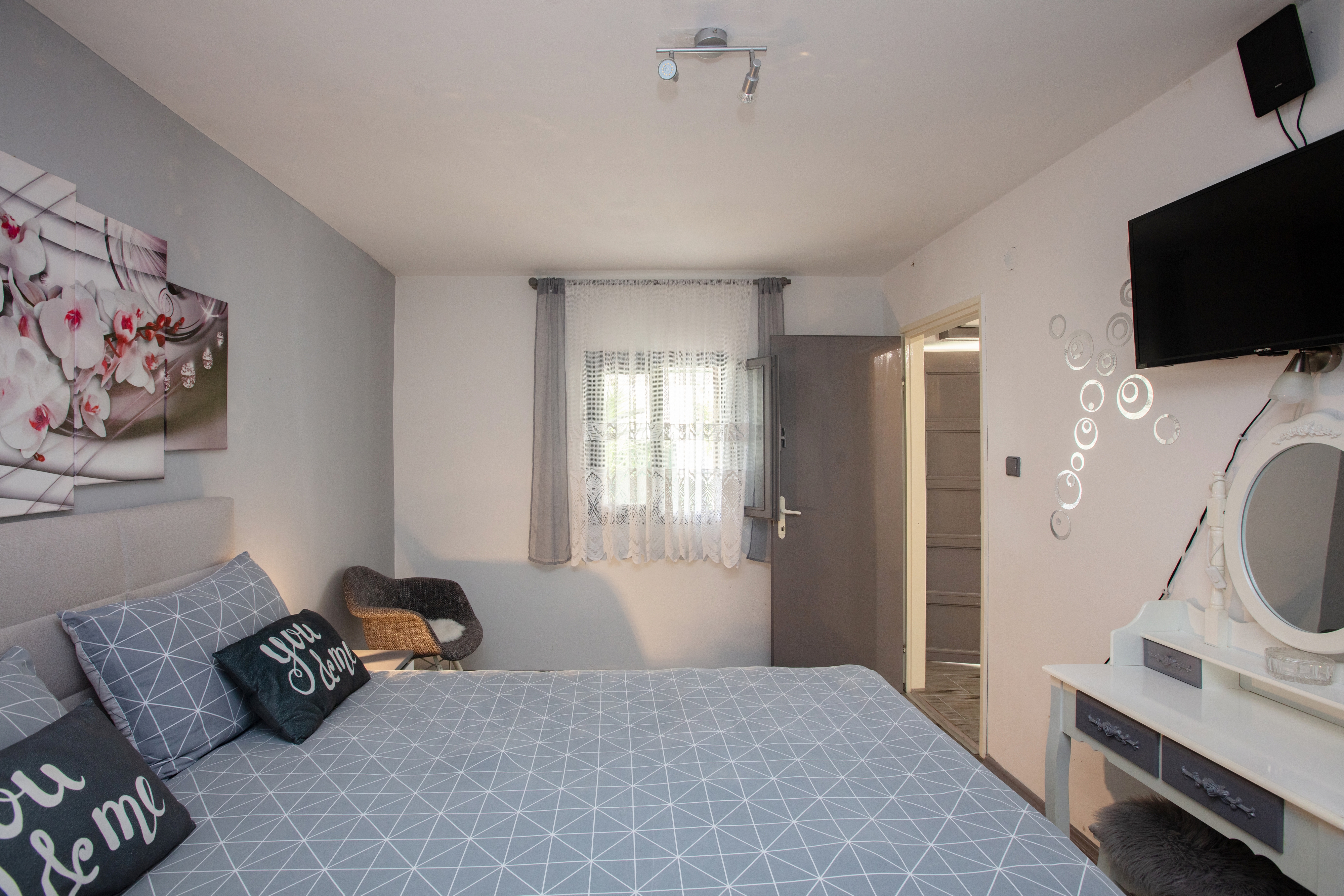 Three bedroom apartment with terrace Šibenik  A-a