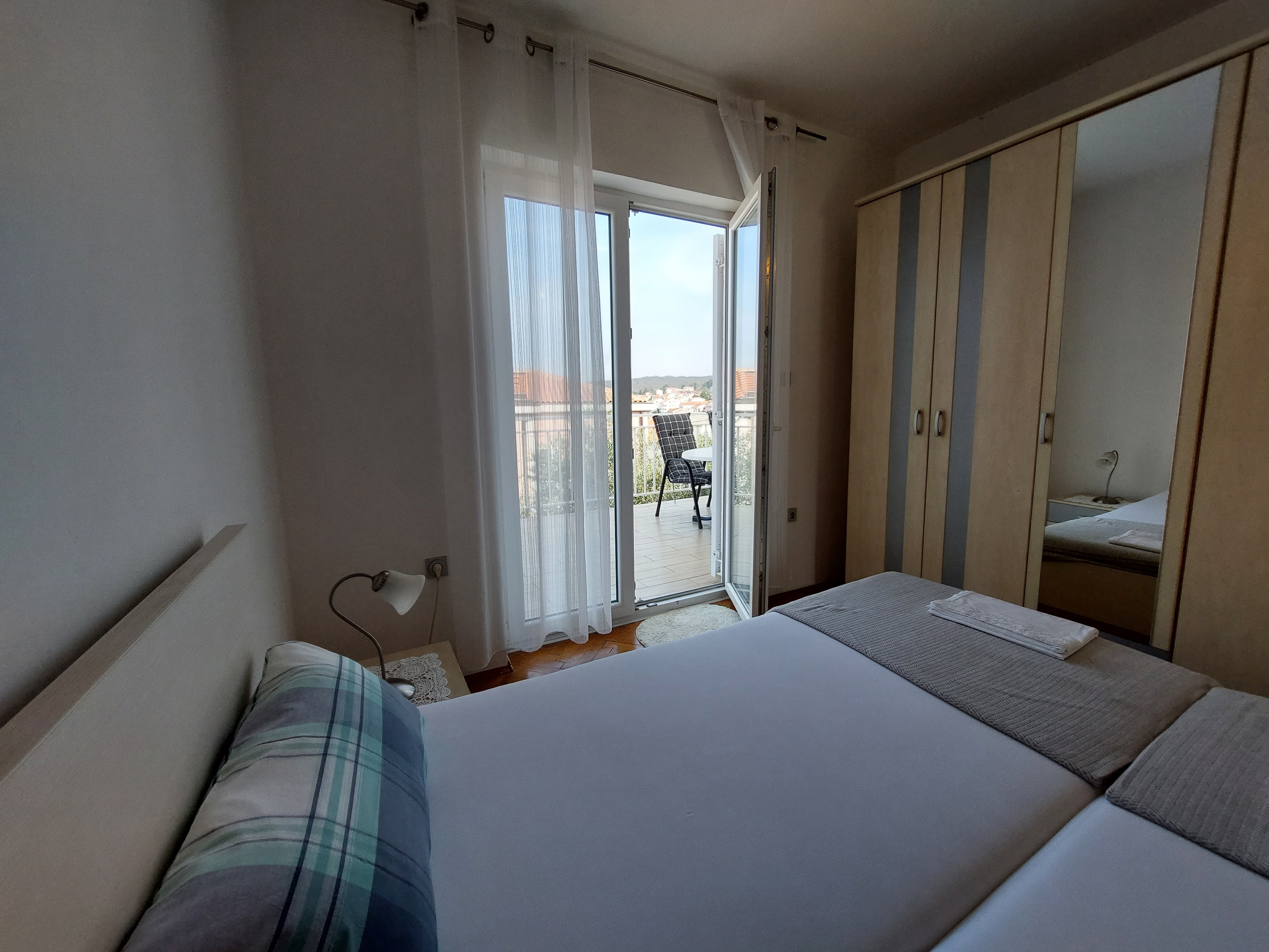Two bedroom apartment with terrace Malinska, Krk  A-a
