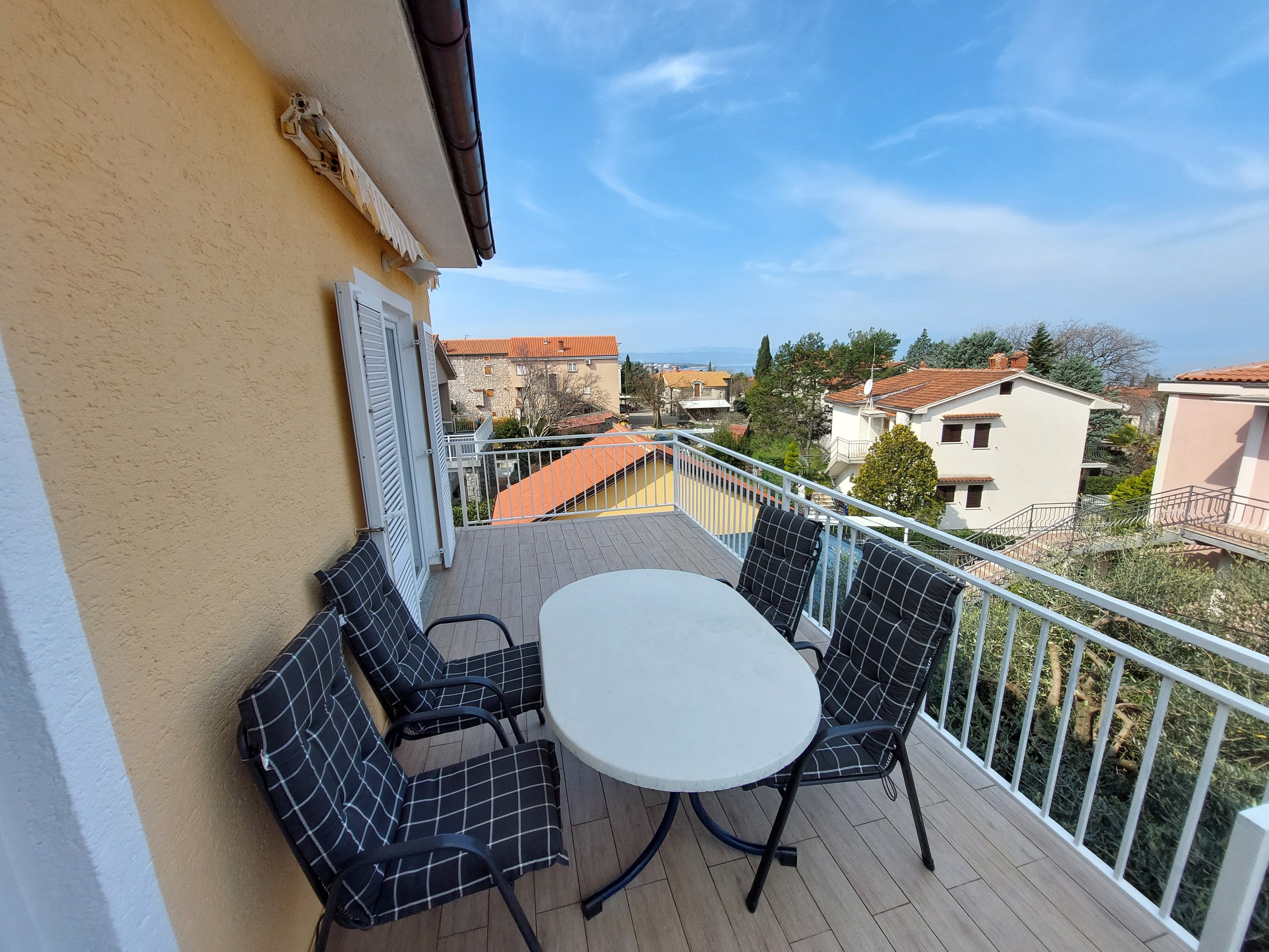 Two bedroom apartment with terrace Malinska, Krk  A-a