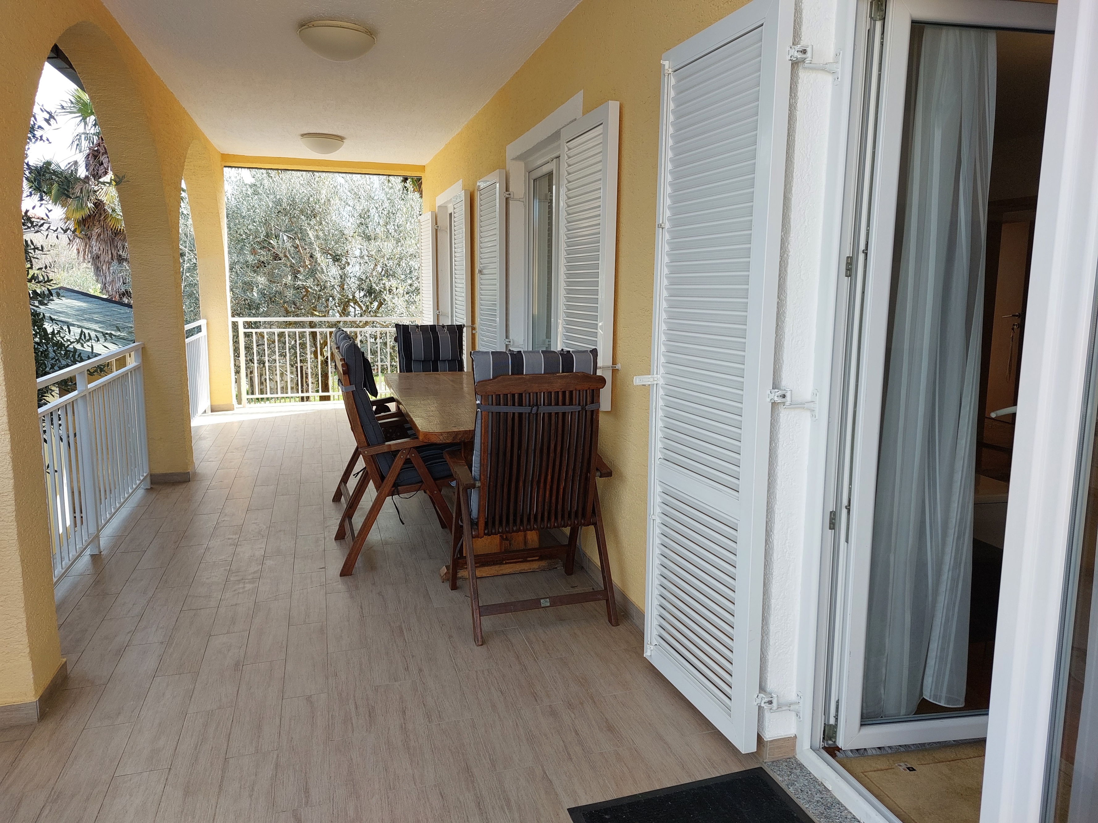 One bedroom apartment with terrace Malinska, Krk  A-b