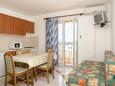 Povljana, Comedor in the apartment, air condition available y WiFi.