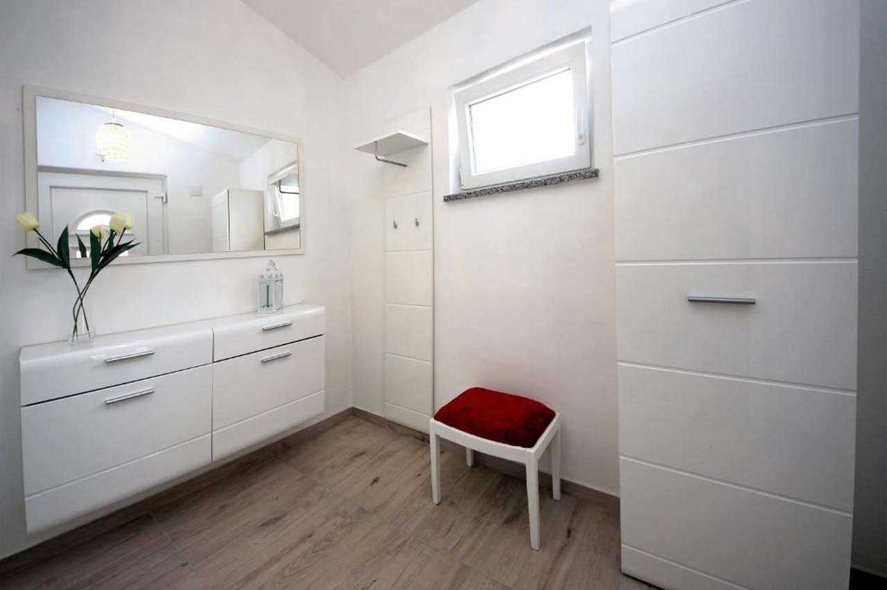 Three bedroom house with balcony Vodice  K