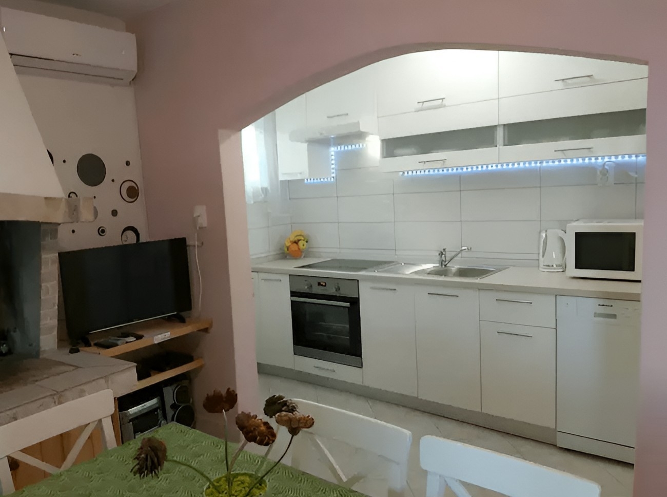 Three bedroom house with terrace and sea view Prigradica, Korčula  K