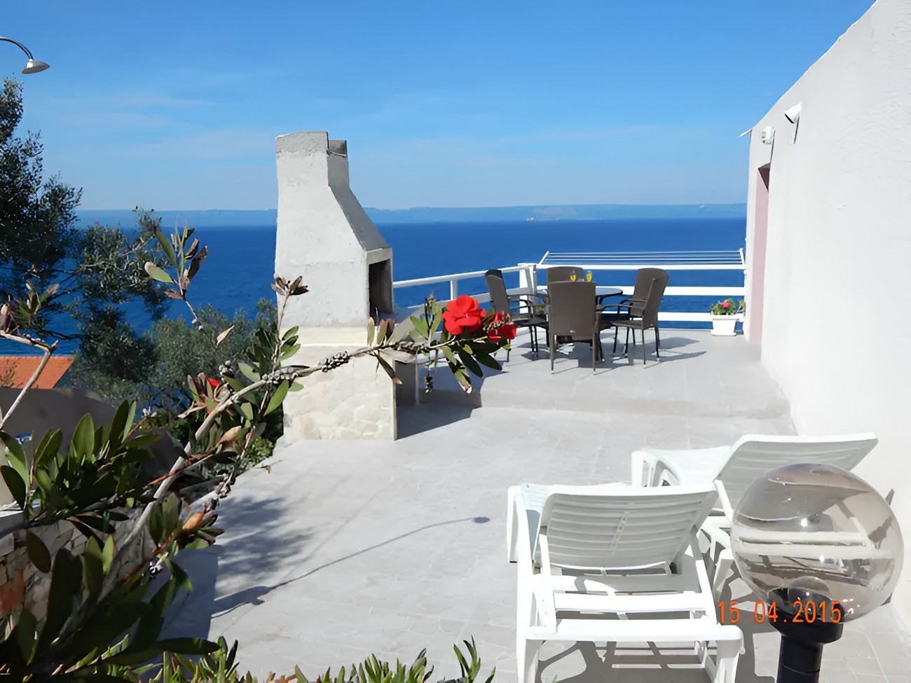 Three bedroom house with terrace and sea view Prigradica, Korčula  K