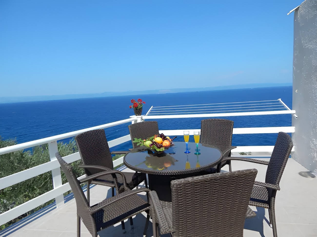 Three bedroom house with terrace and sea view Prigradica, Korčula  K