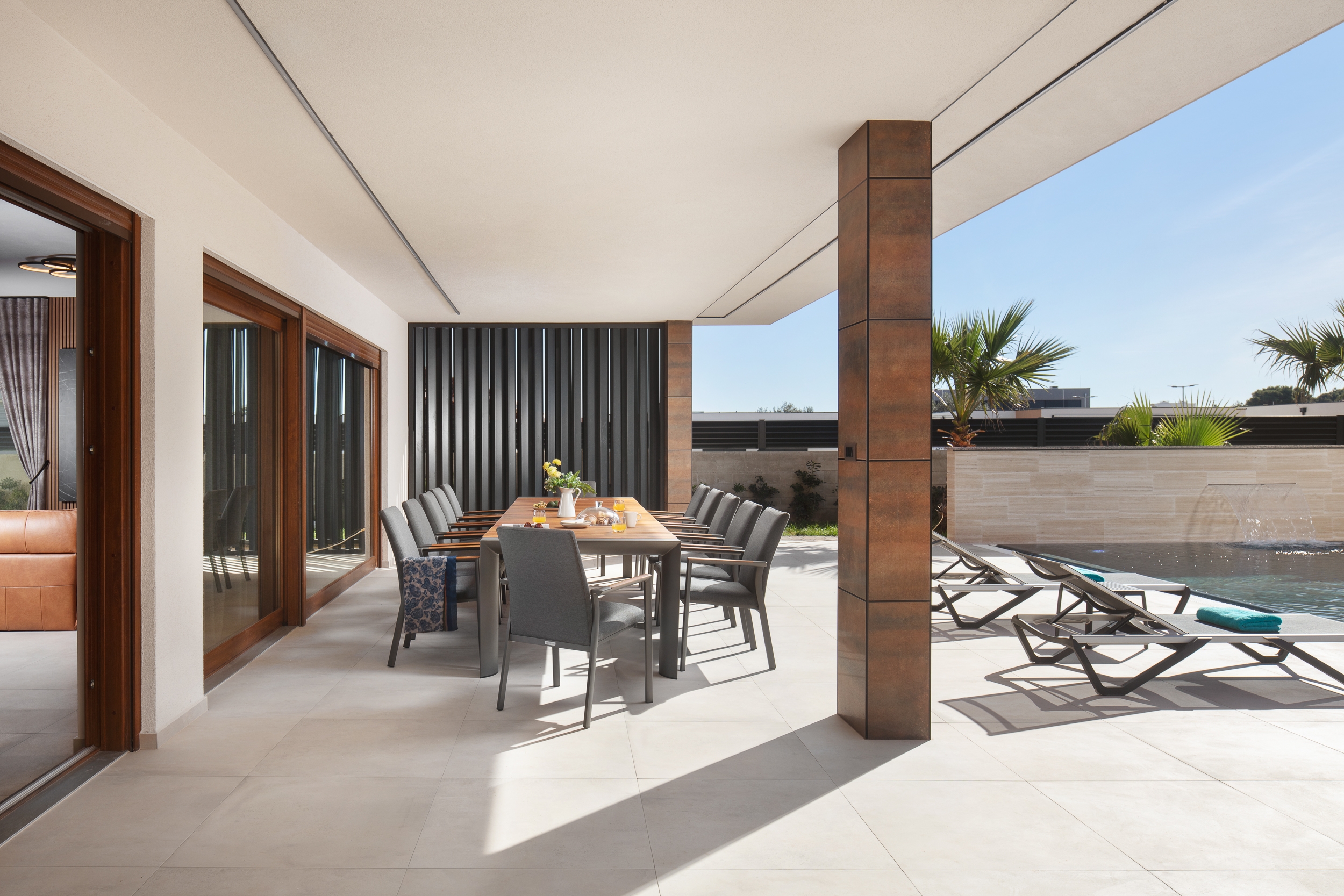 Comfortable and spacious house with terrace and sea view Vir  K