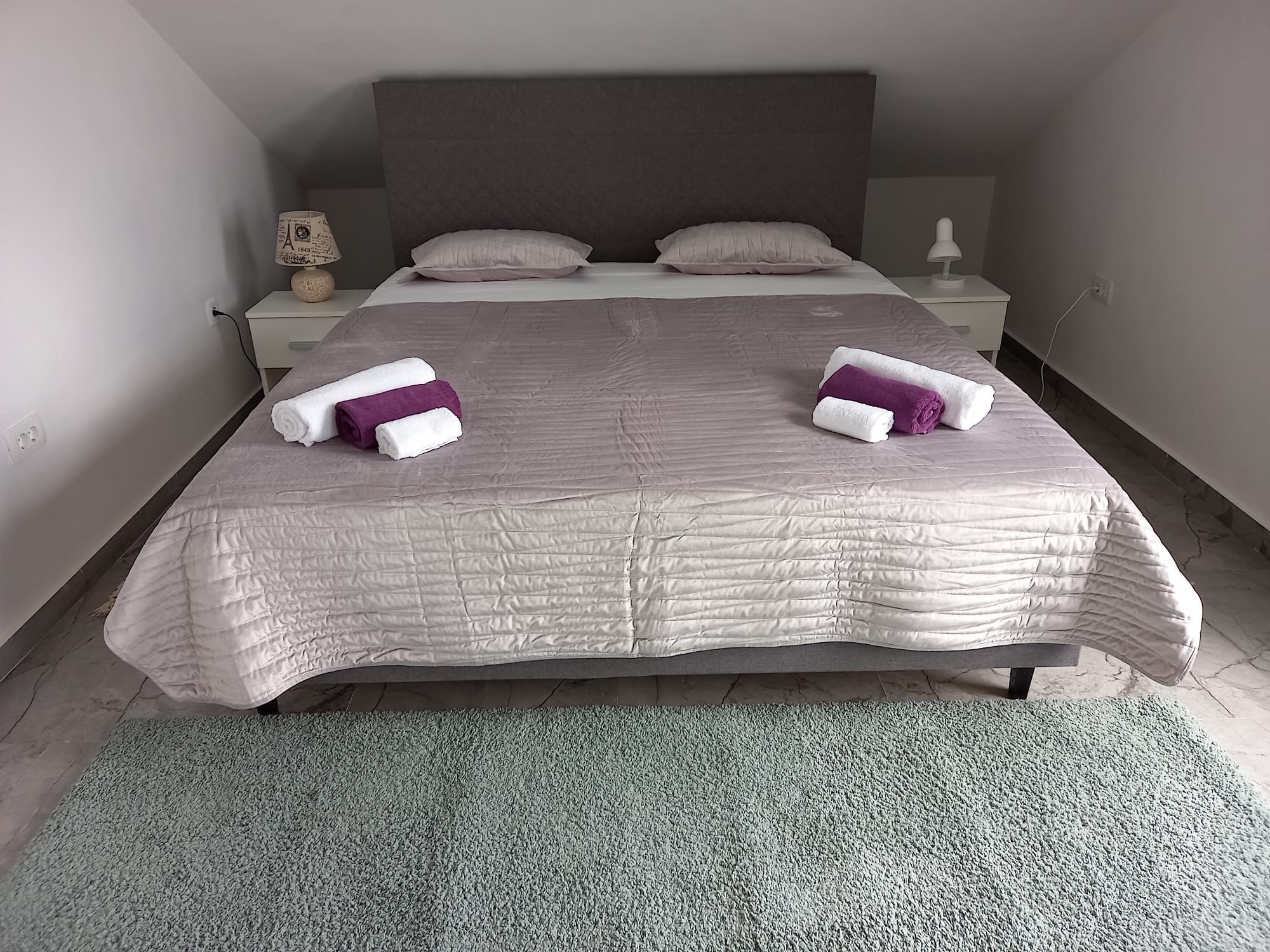 One bedroom apartment near beach Brgulje, Molat  A-a