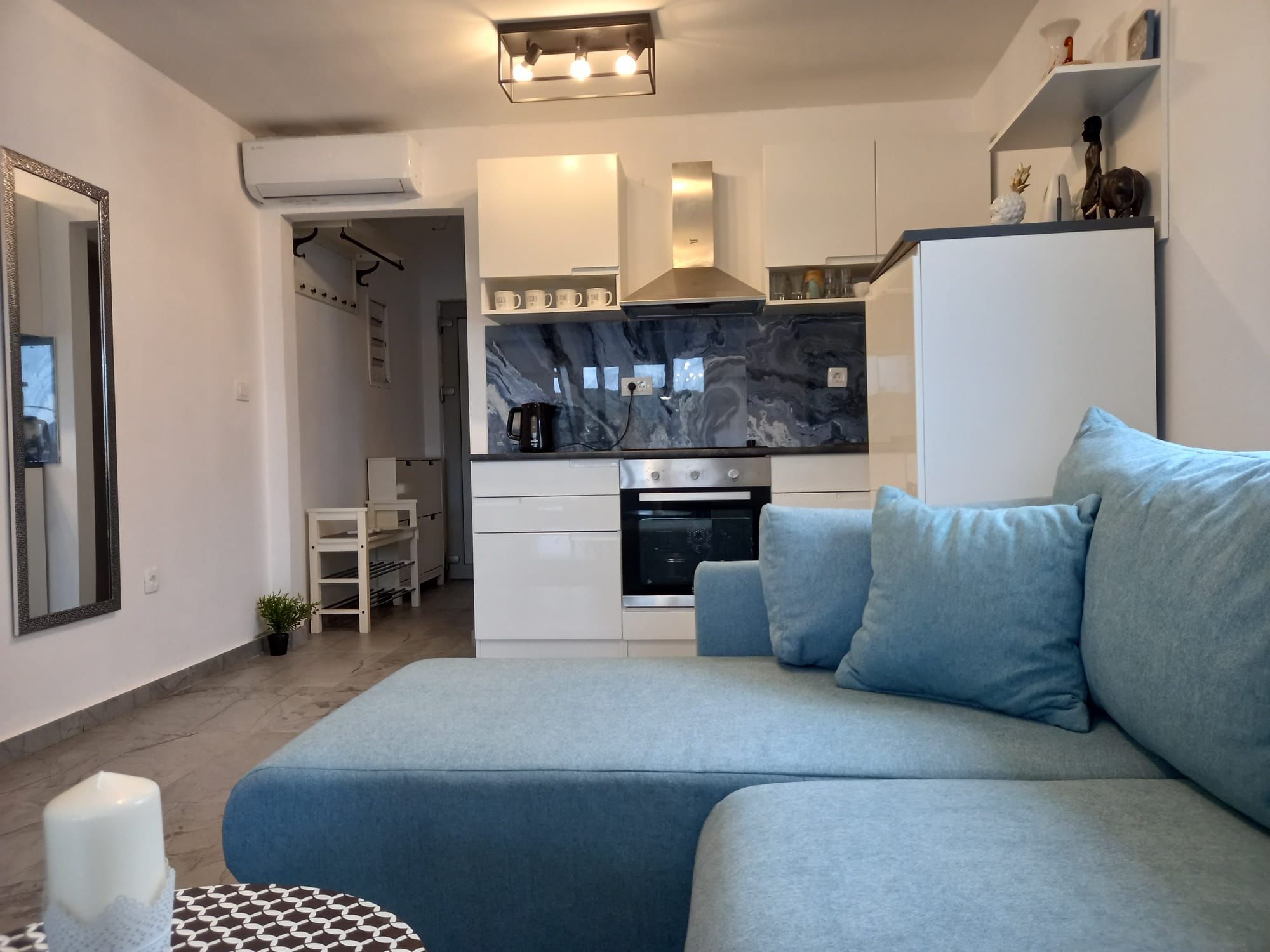 One bedroom apartment near beach Brgulje, Molat  A-a