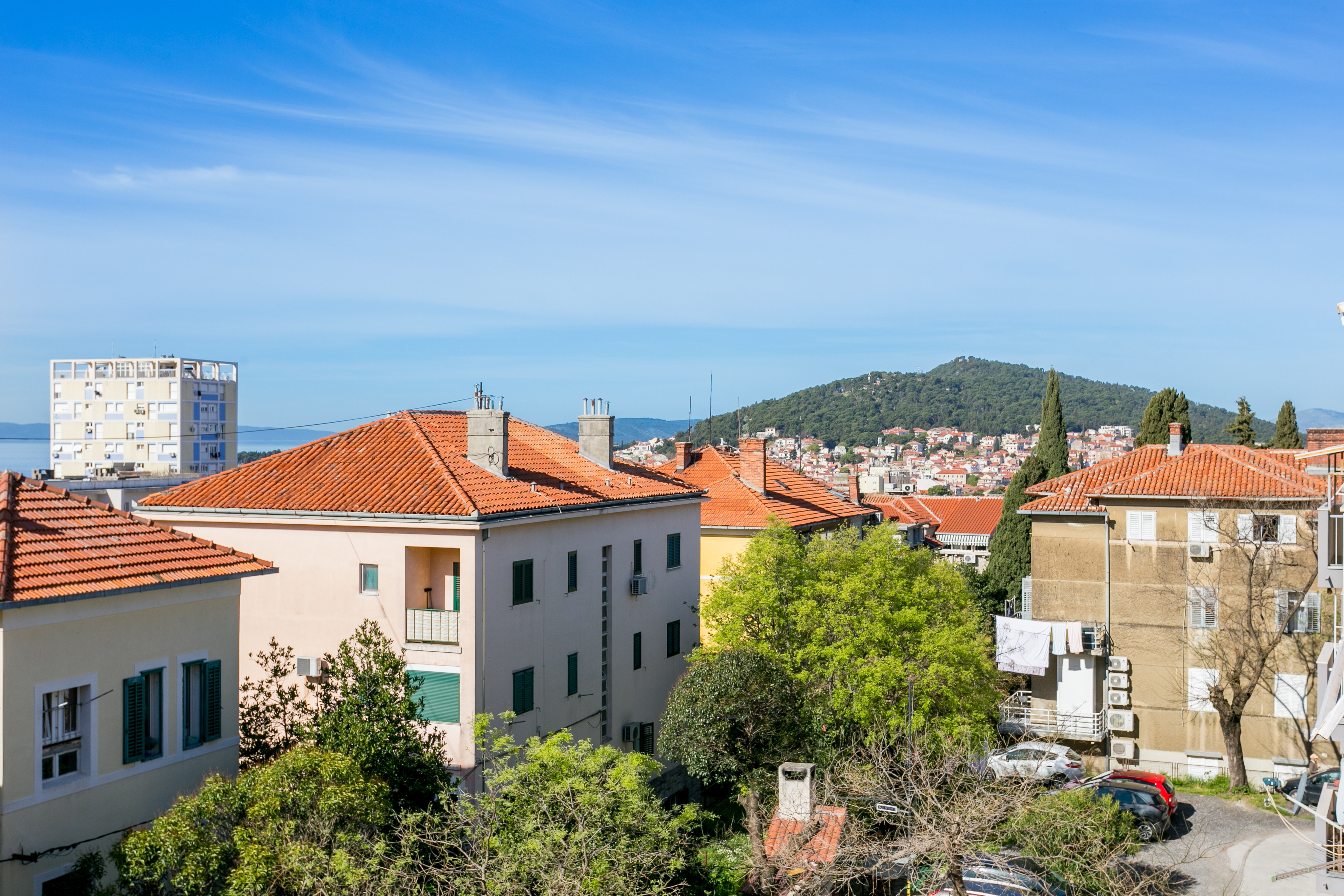 Three bedroom apartment with terrace Split  A-b