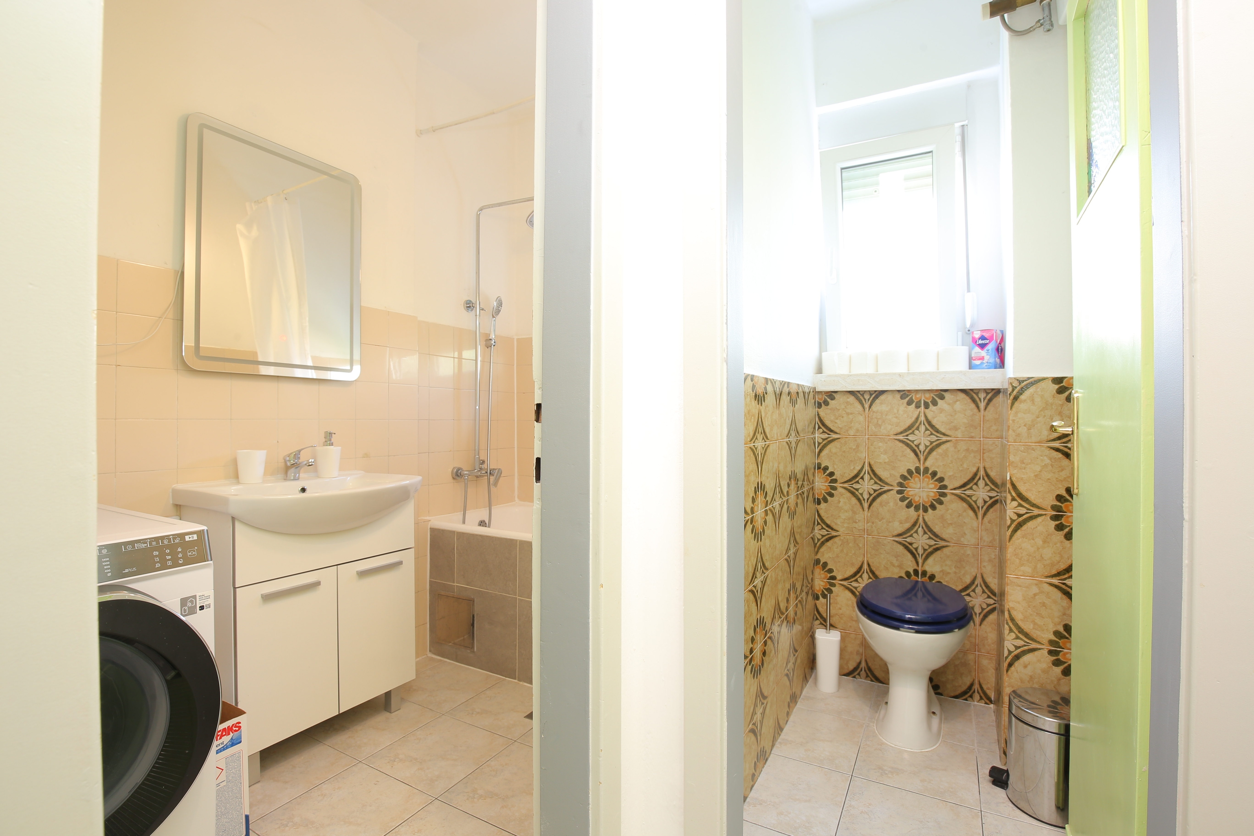 Three bedroom apartment with terrace Split  A-b