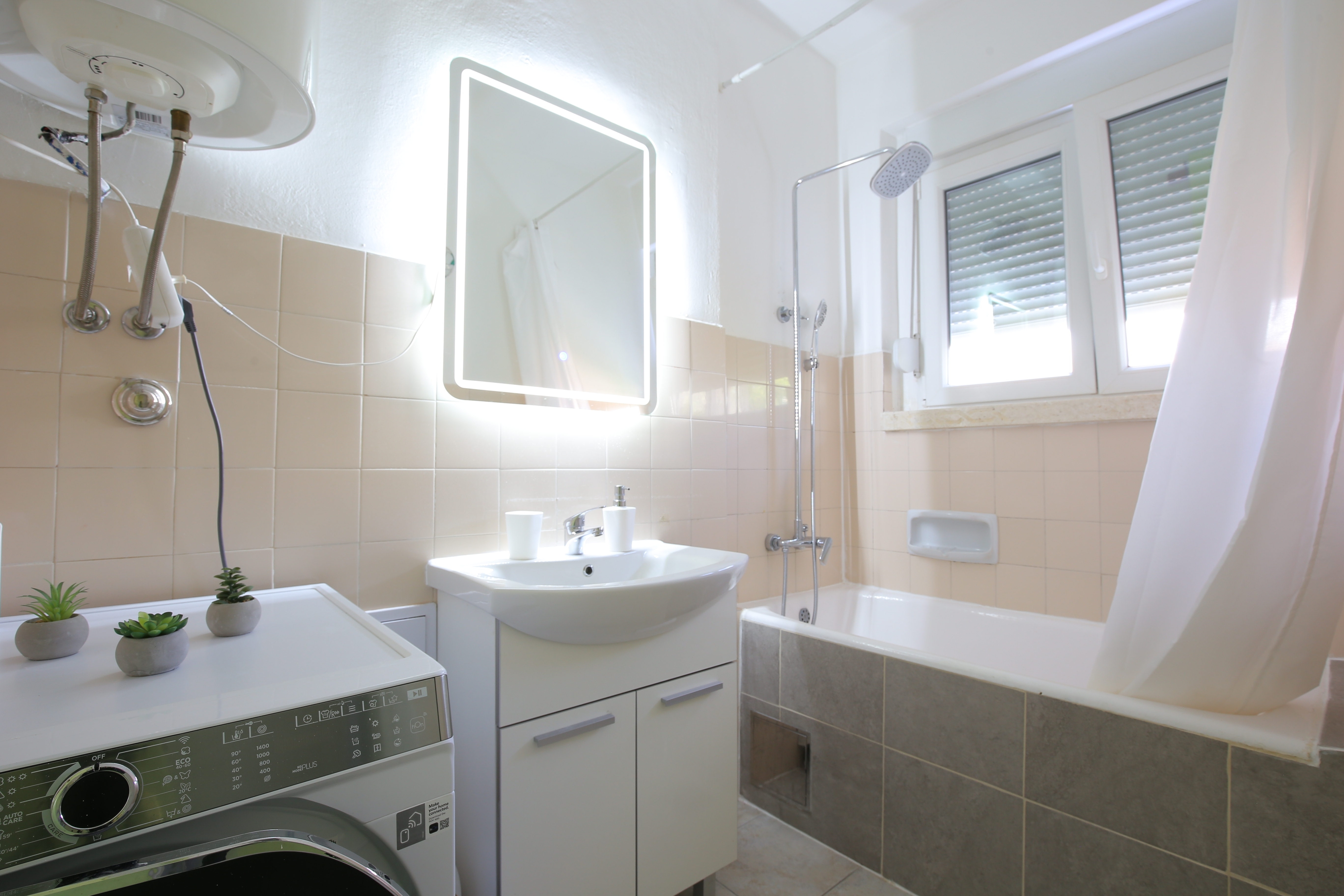 Three bedroom apartment with terrace Split  A-b