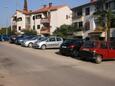 Parking lot Vrsar, Poreč, Parking lot 2291 - Apartments with pebble beach.