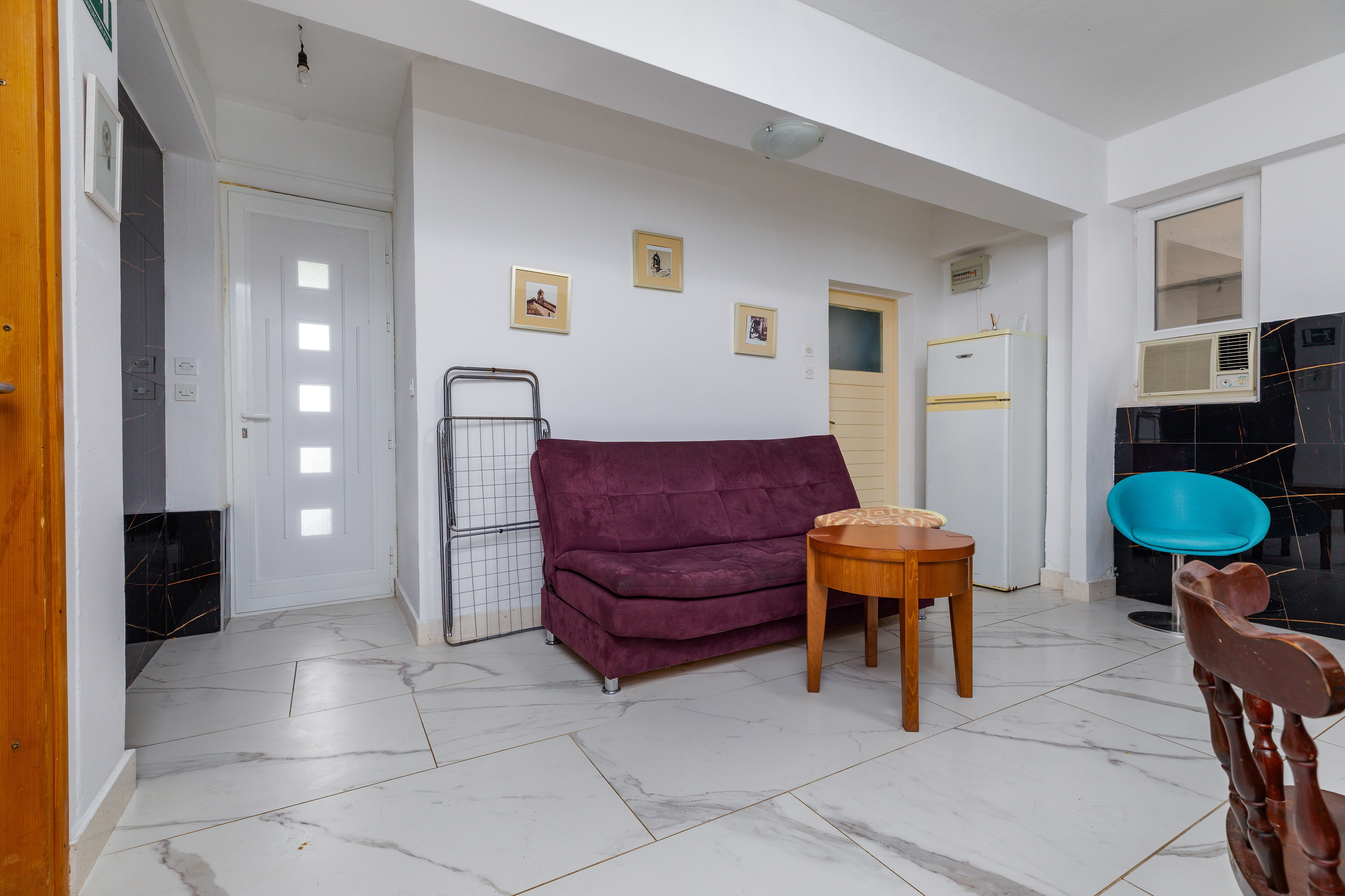 One bedroom apartment with terrace and sea view Brela, Makarska (A-22910-c)