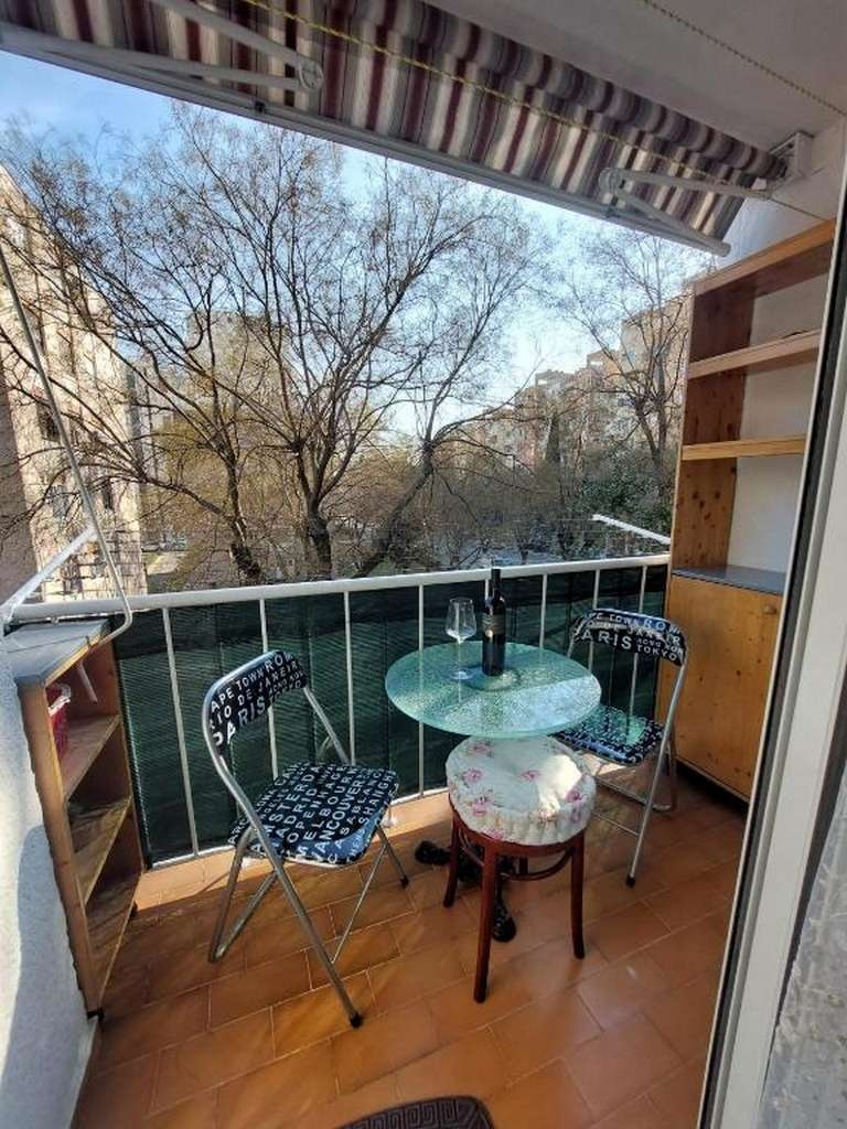 One bedroom apartment with balcony Split  A-a