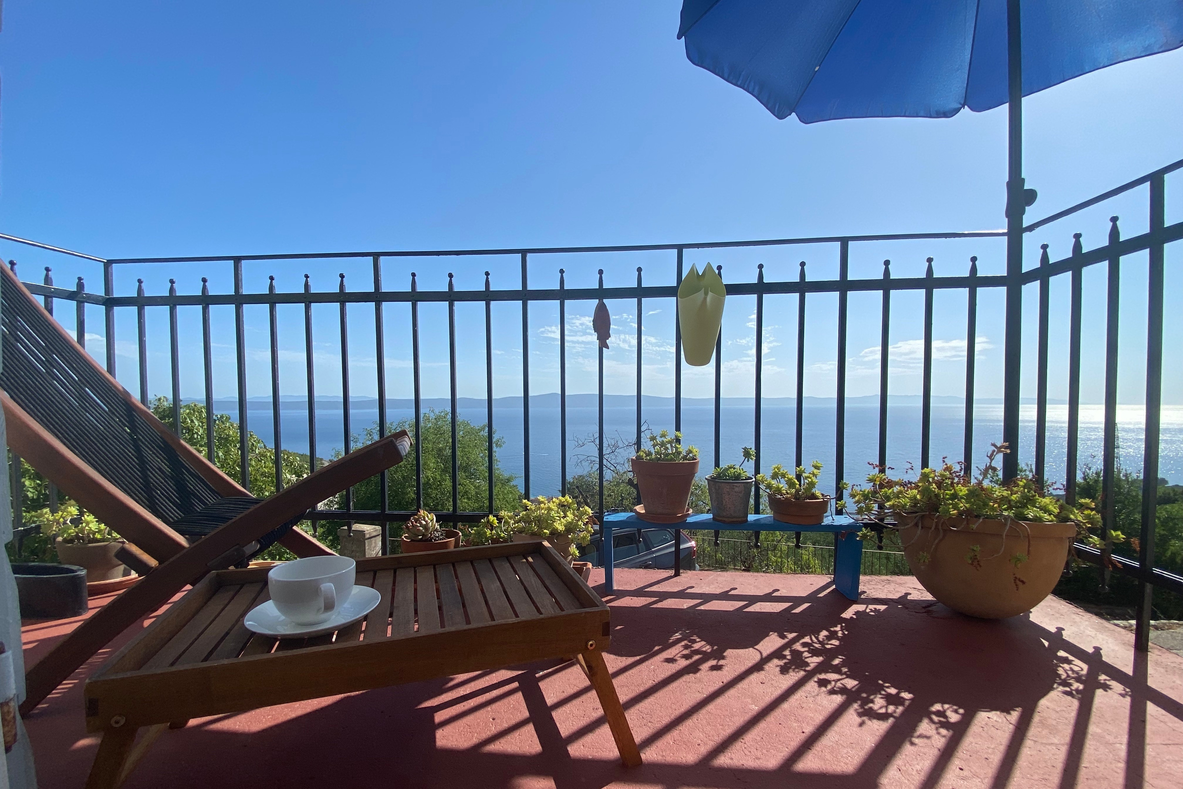 Three bedroom house with terrace and sea view Podgora, Makarska  K