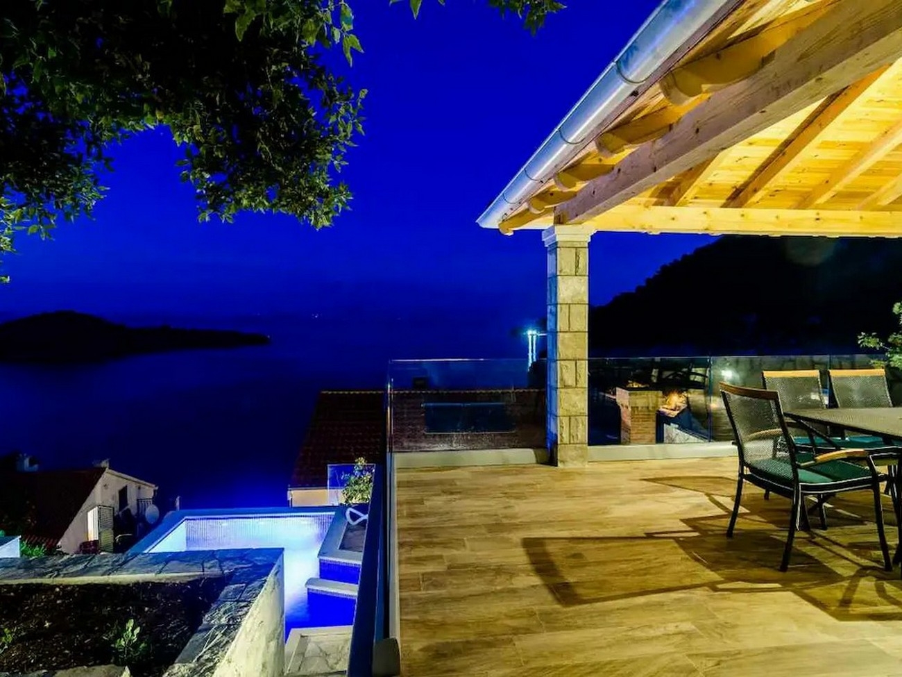 Two bedroom apartment near beach Sobra, Mljet (A-22926-a) Two bedroom apartment near beach Sobra, Mljet (A-22926-a)