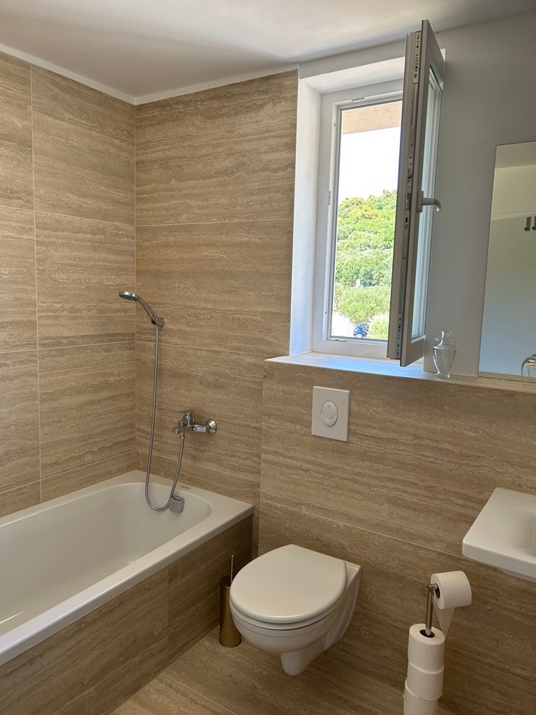 Two bedroom apartment with balcony and sea view Punat, Krk  A-a