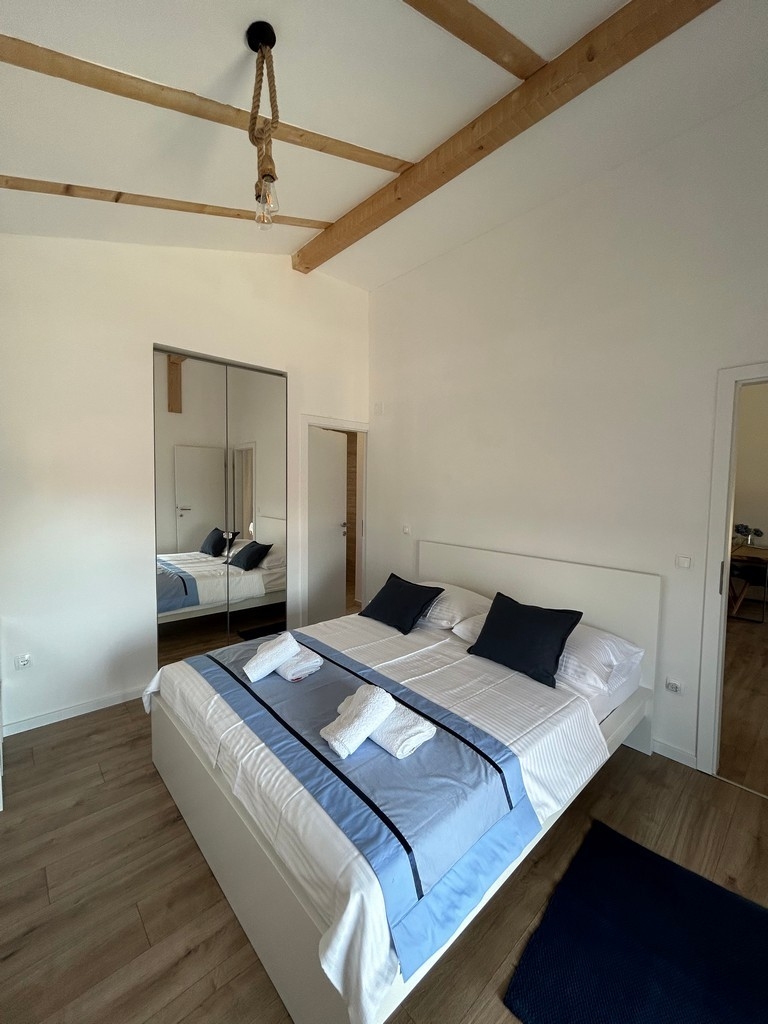Two bedroom apartment with balcony and sea view Punat, Krk  A-a