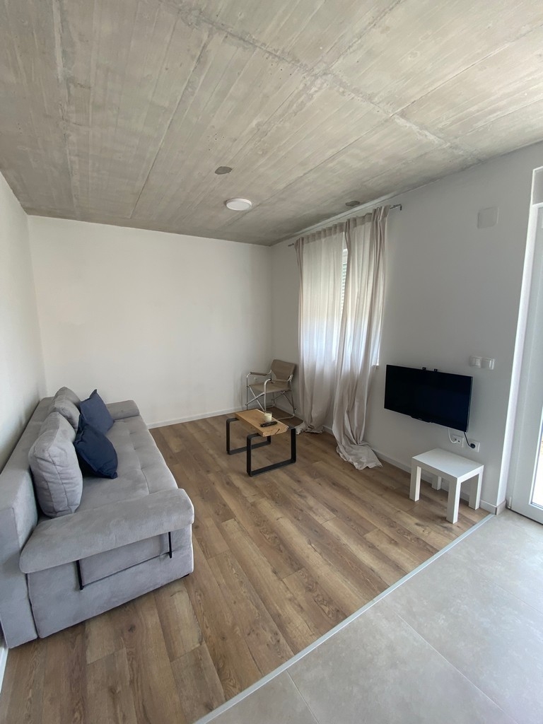 One bedroom apartment with terrace and sea view Punat, Krk  A-b