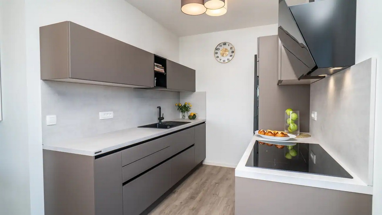 Three bedroom apartment near beach Seget Donji, Trogir  A-a