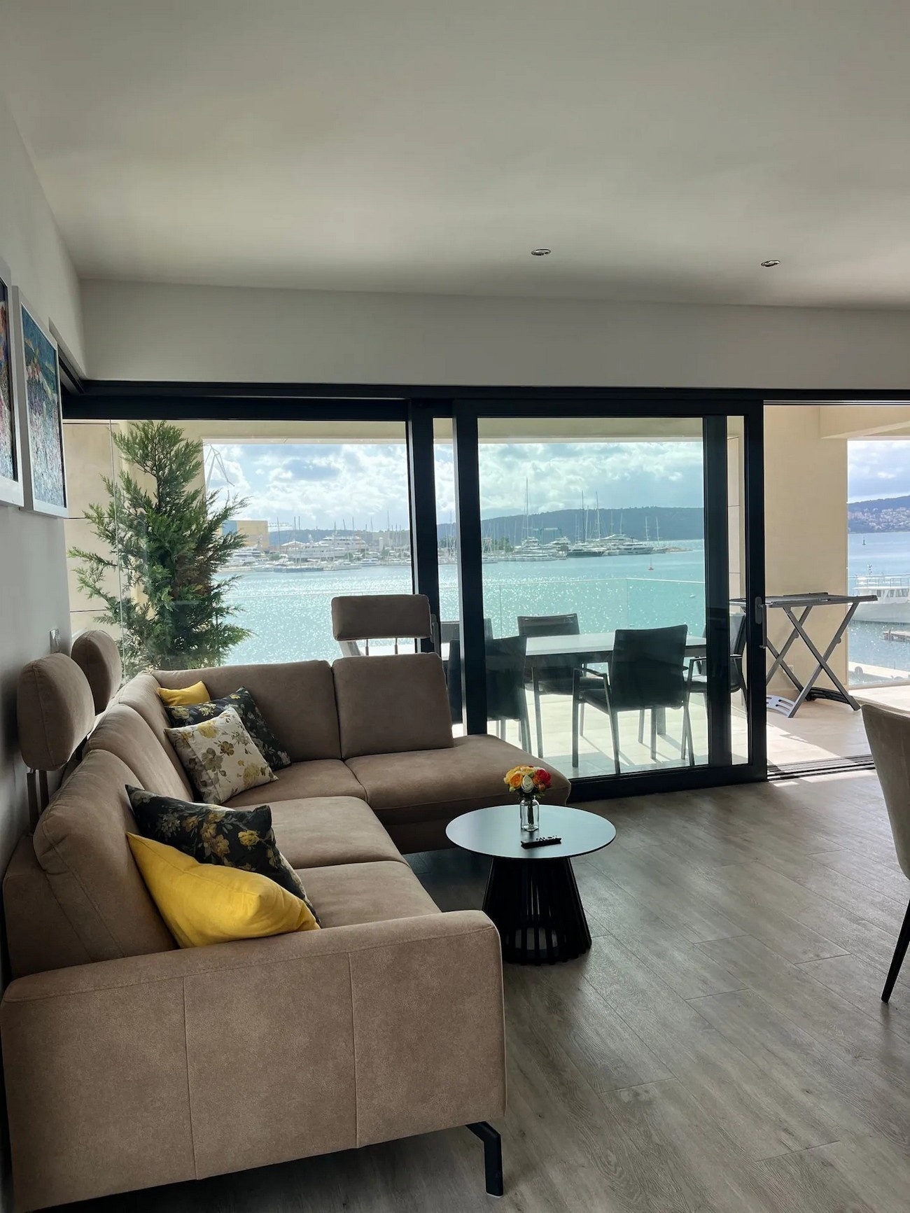 Three bedroom apartment near beach Seget Donji, Trogir  A-a