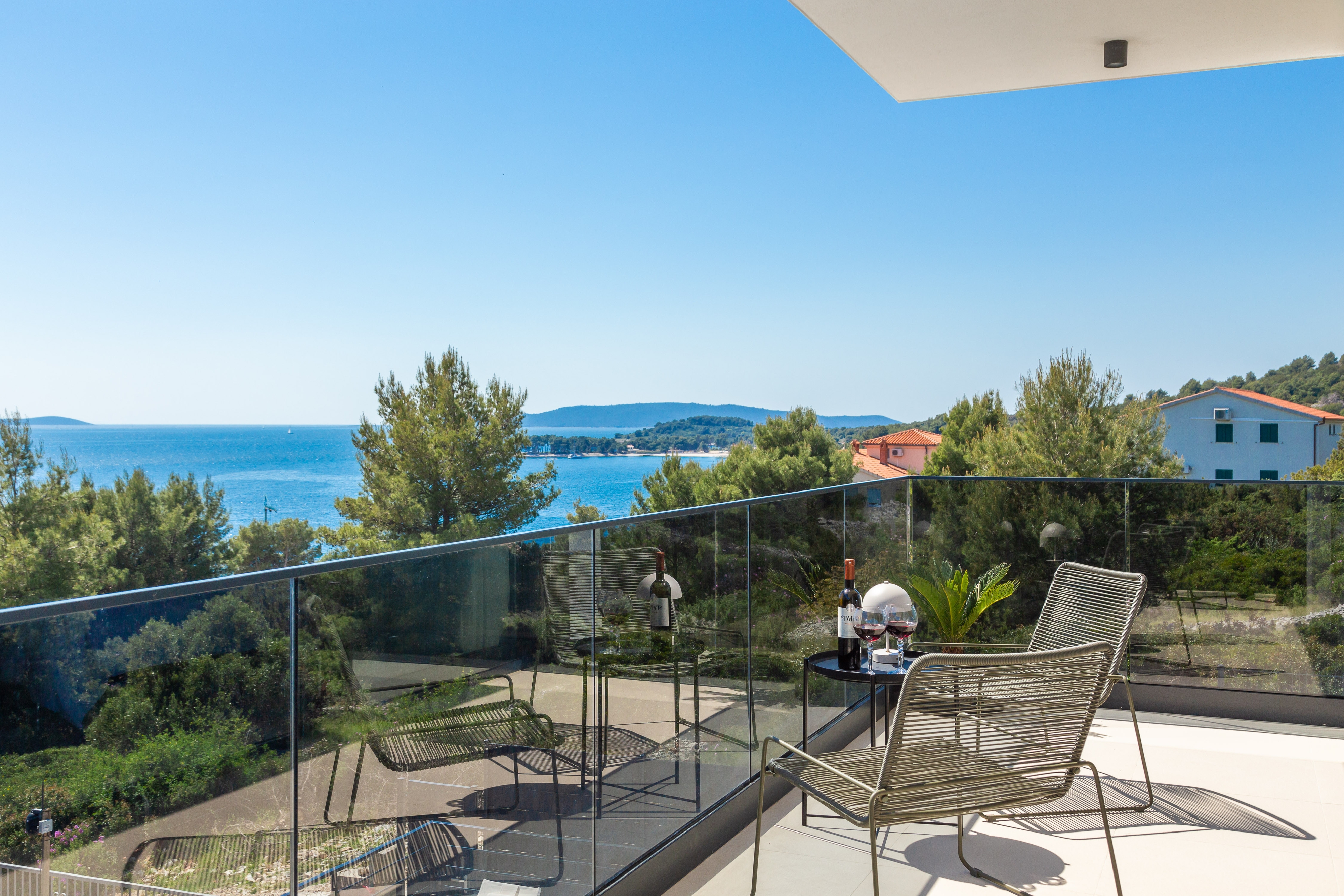 Comfortable and spacious house with terrace and sea view Rastići, Čiovo  K