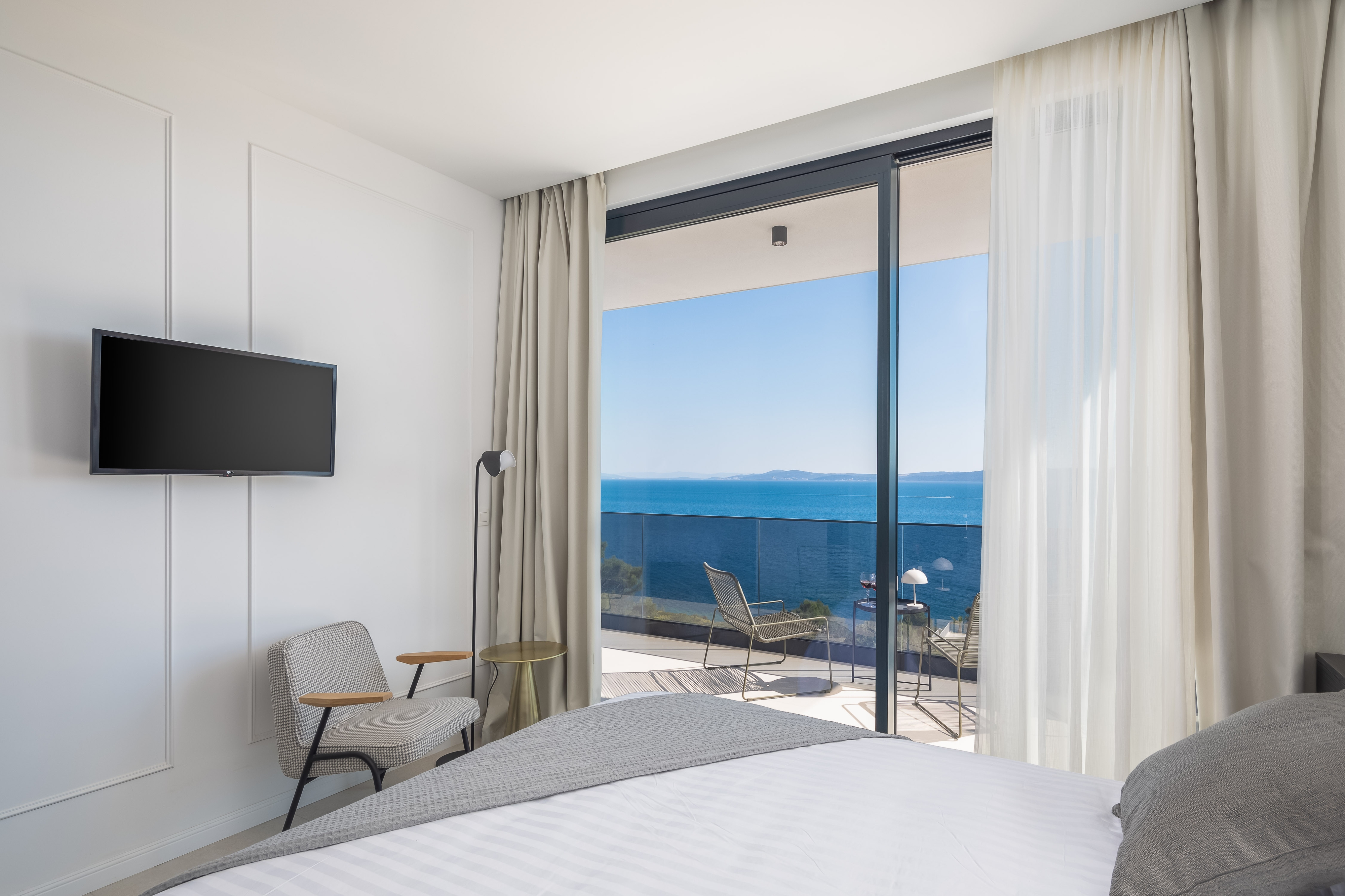 Comfortable and spacious house with terrace and sea view Rastići, Čiovo  K