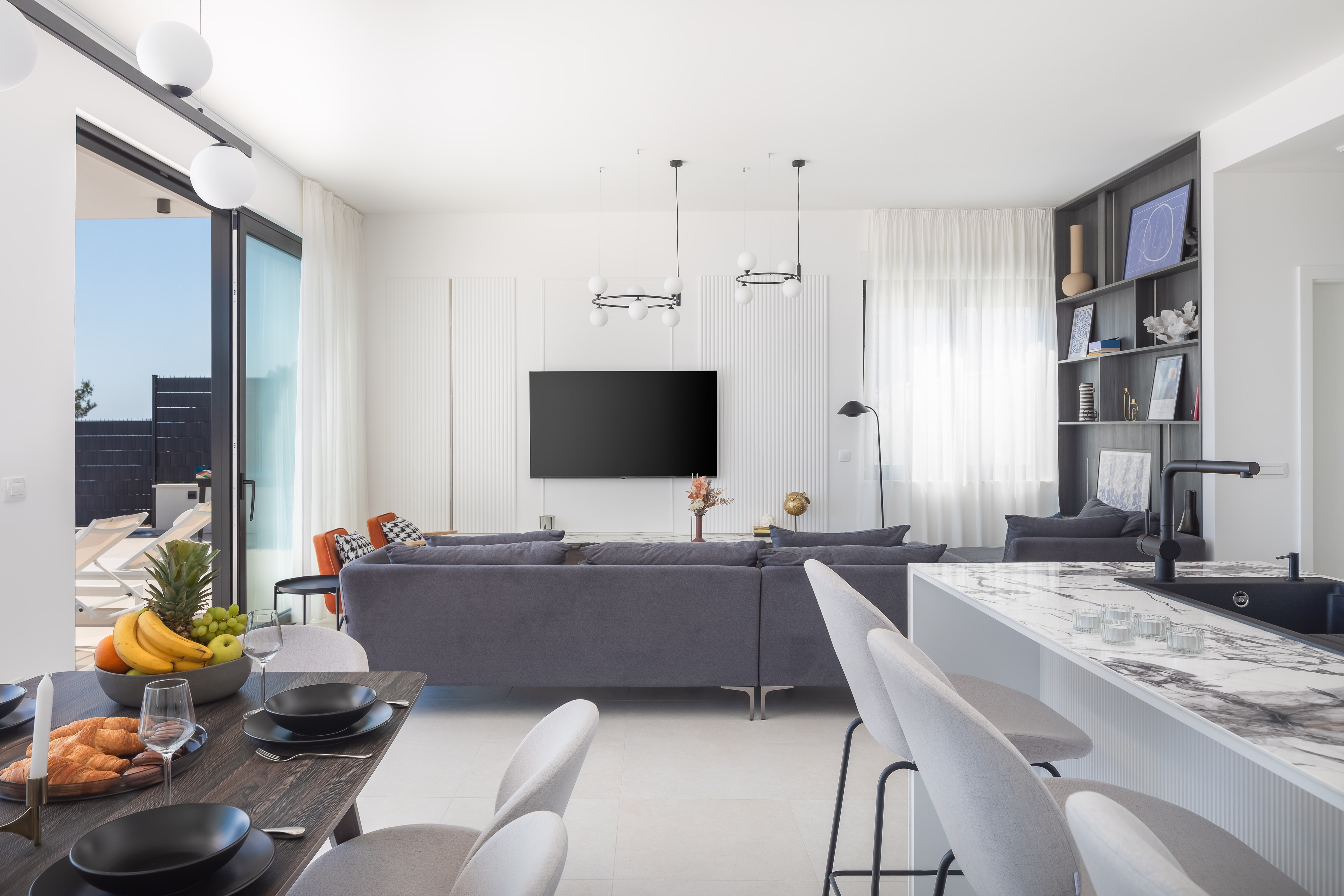 Comfortable and spacious house with terrace and sea view Rastići, Čiovo  K