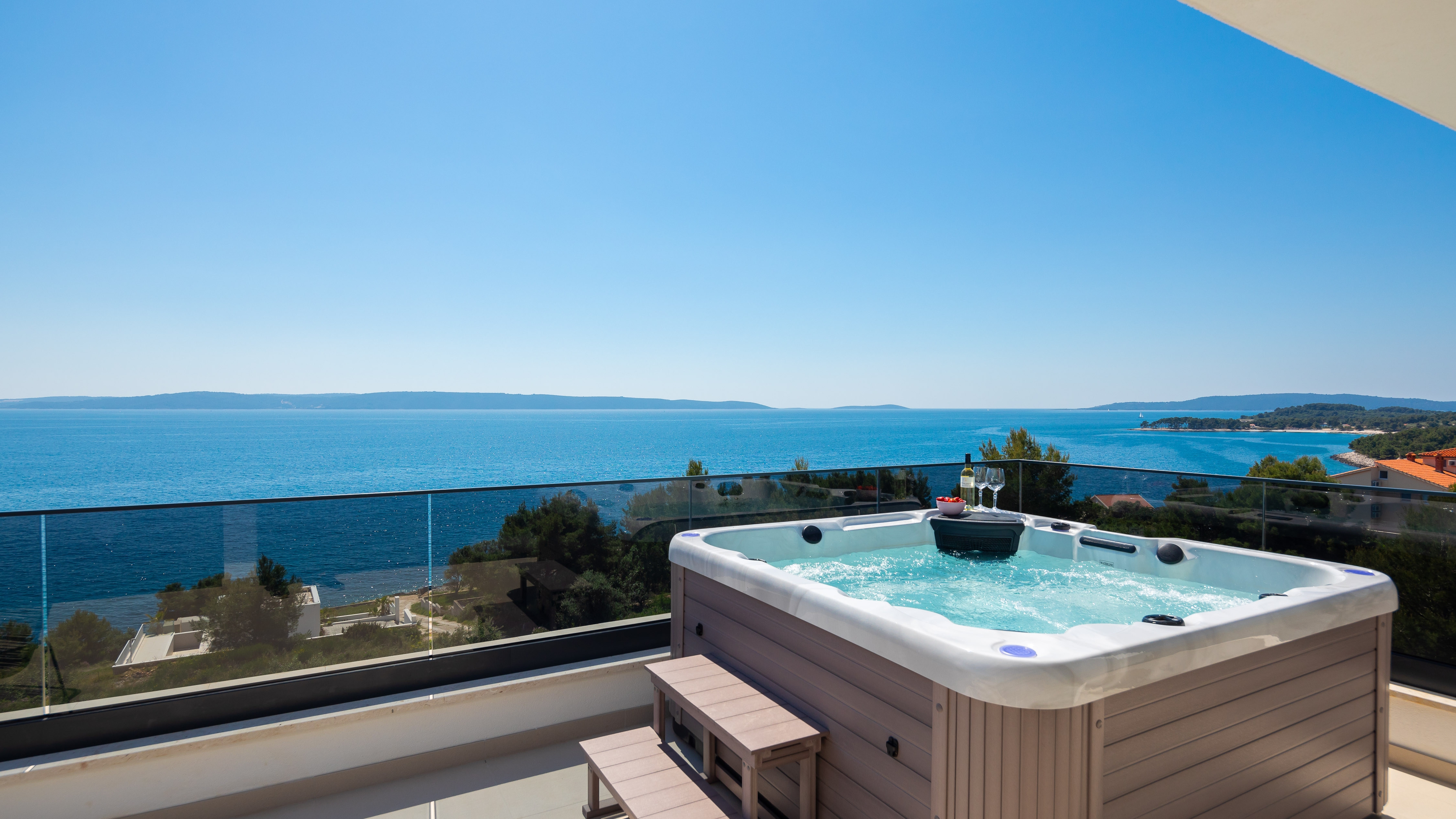 Comfortable and spacious house with terrace and sea view Rastići, Čiovo  K