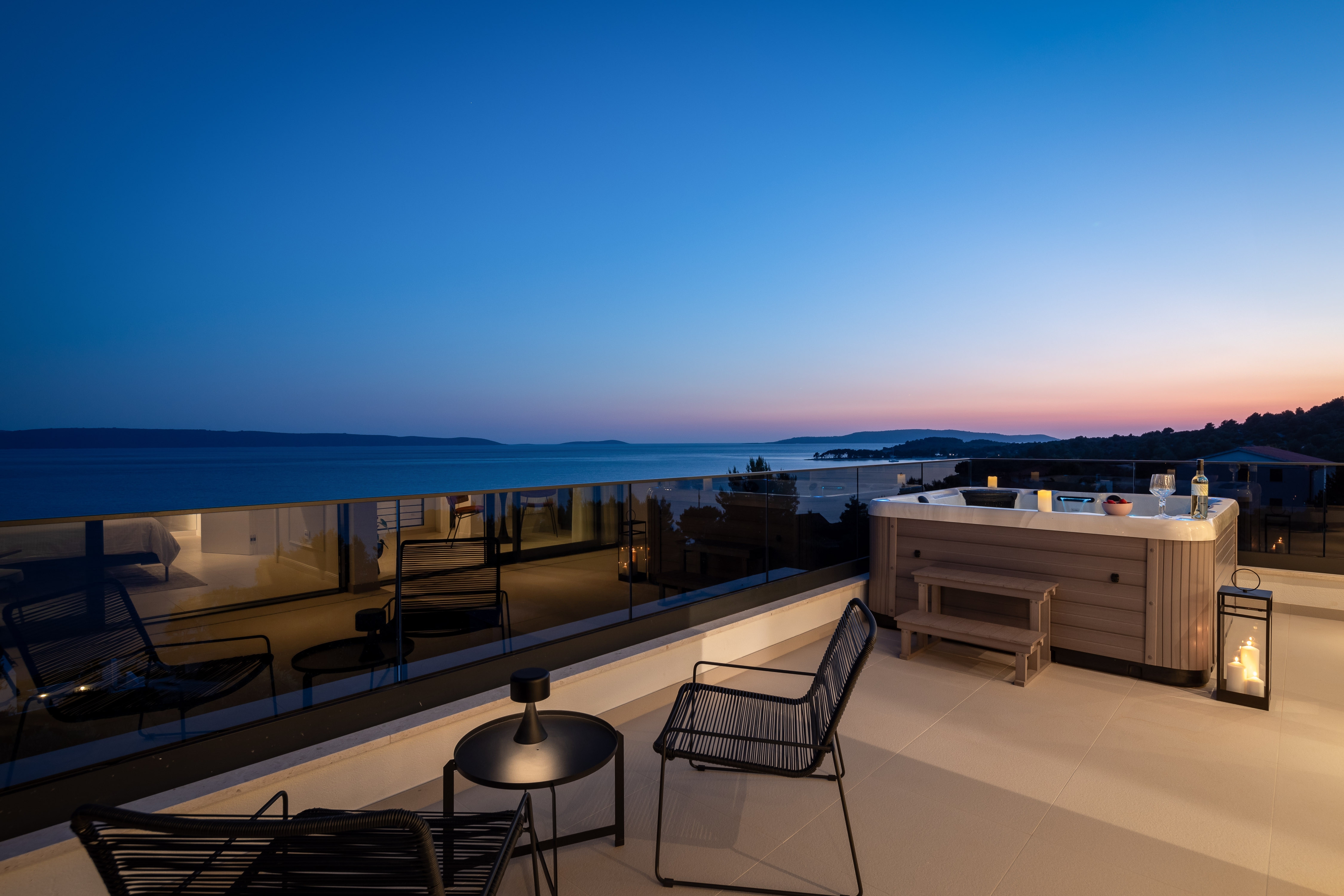 Comfortable and spacious house with terrace and sea view Rastići, Čiovo  K